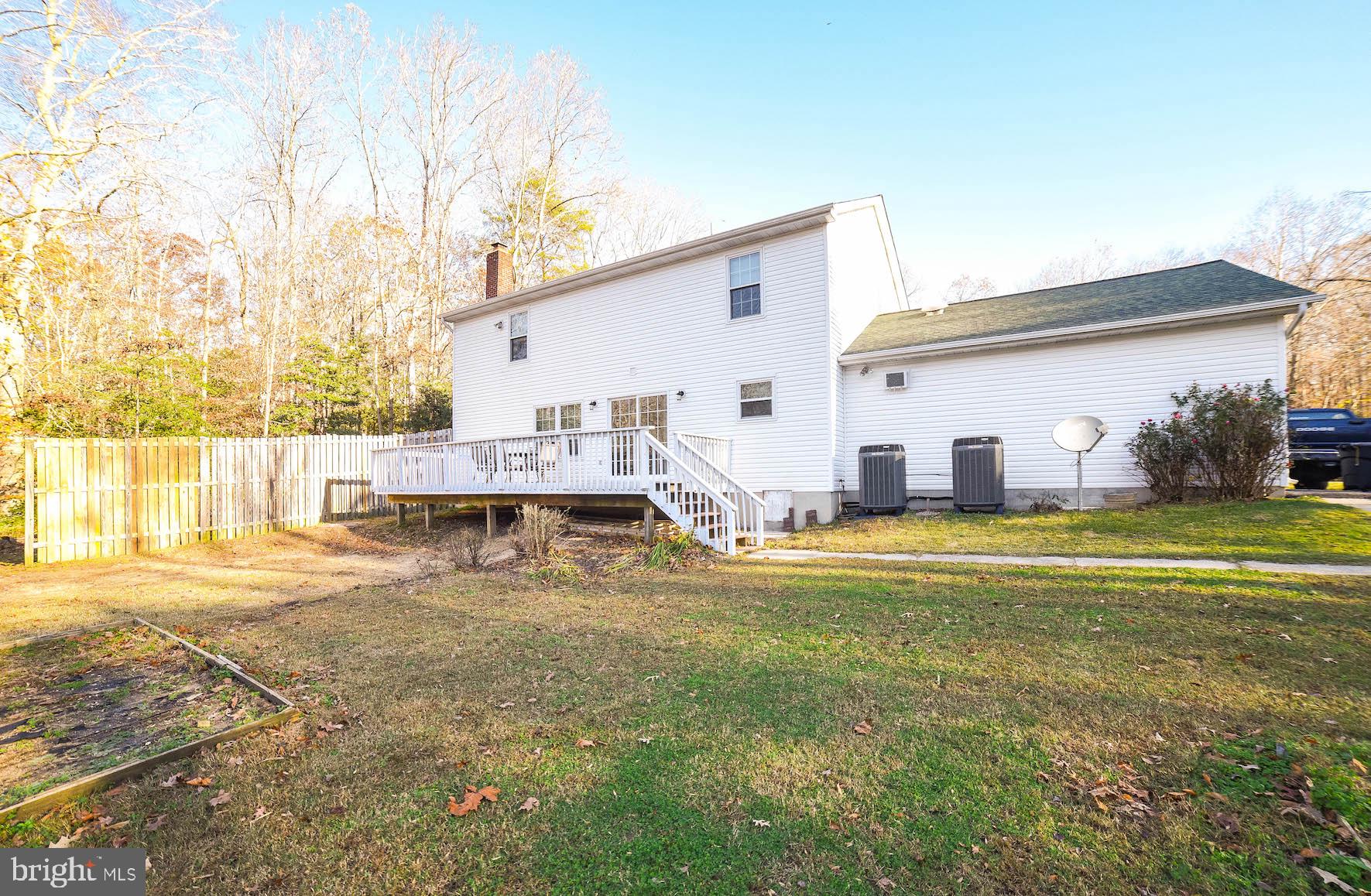 RUSTIC HILLS - Residential