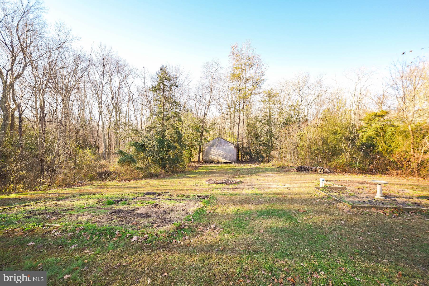 RUSTIC HILLS - Residential
