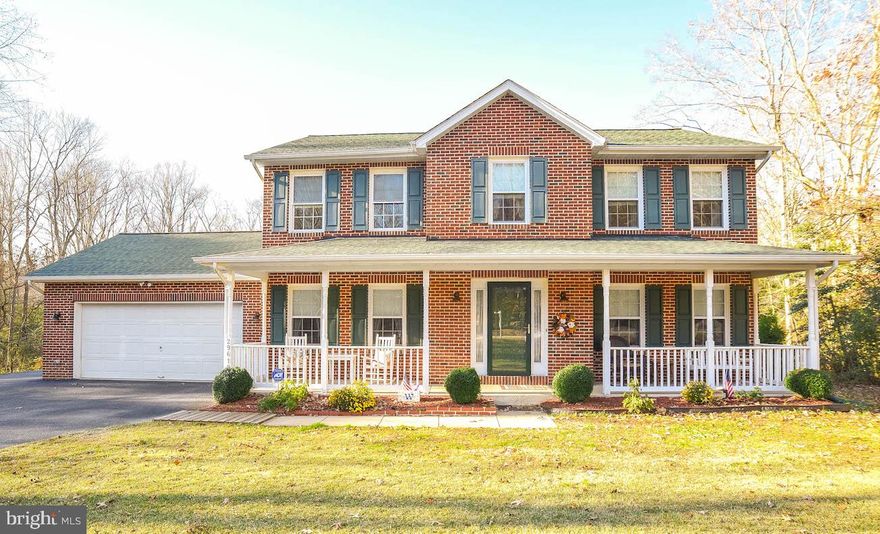 PREVIOUS BUYERS LOSS IS YOUR GAIN.... COUNTRY LIVING AT ITS BEST. LISTEN TO THE CRICKETS AND SEE THE STARS, BUT YOU ARE STILL WITH IN 10 MINUTES TO SHOPPING AND RESTAURANTS.  THIS AMAZING 2 STORY COLONIAL  WITH FRONT PORCH AND BACK DECK, LG SHED WITH ELECTRIC  AND EXTENDED DRIVEWAY  ALL  WAITING FOR YOUR SPECIAL TOUCHES.  THE ROOF, WINDOWS, HVAC, AND DRIVEWAY ALL  REPLACED 2015. KITCHEN FLOOR REPLACED 2017,  NEW DW 2020.  THE MAIN FLOOR HAS A SEPERATE LIVING ROOM, DINING ROOM, KITCHEN, FAMILY ROOM WITH FIREPLACE AND MORE. THE UPSTAIRS HAS 3 LARGE BEDROOMS, AN OPEN LOFT, LAUNDRYROOM AND DEN.  ENJOY ACCESS TO BEACH AND BOATING IN GOLDEN BEACH AND MUCH MORE.