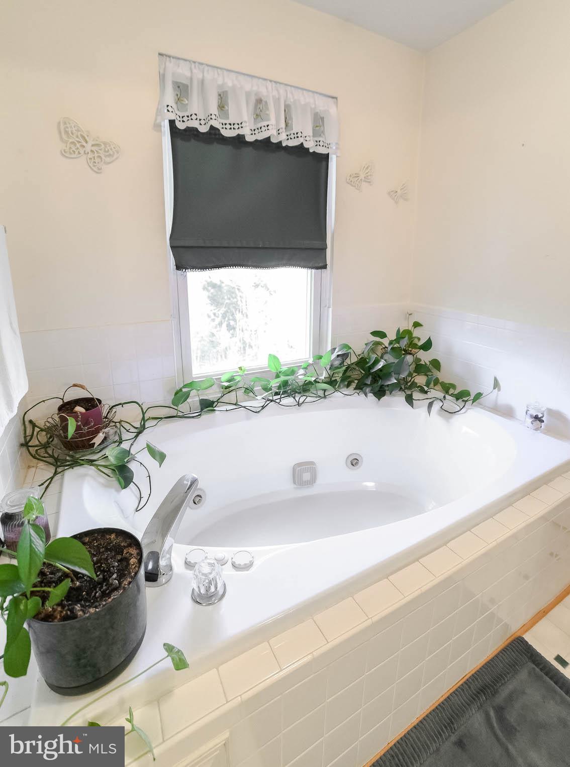 RUSTIC HILLS - Residential