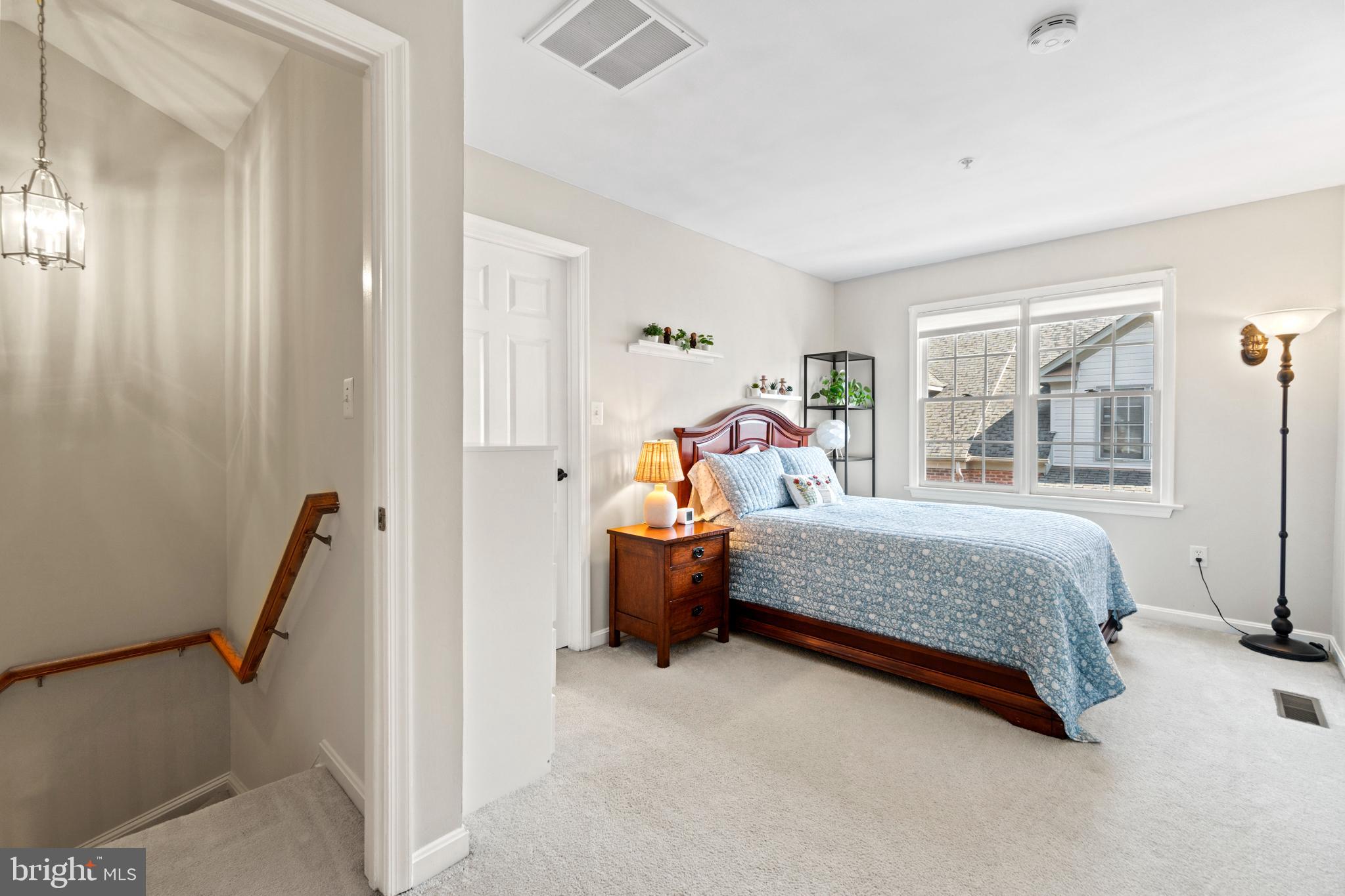 COURTS OF BALLSTON - Residential Lease