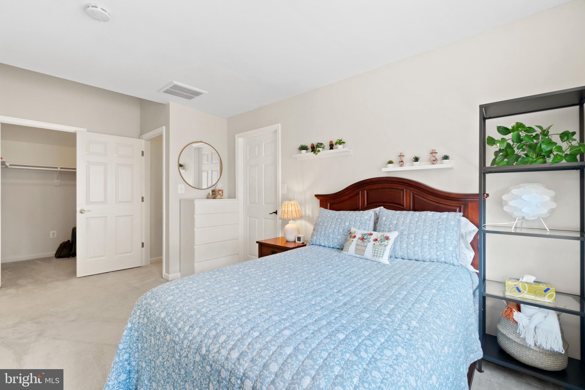 COURTS OF BALLSTON - Residential Lease