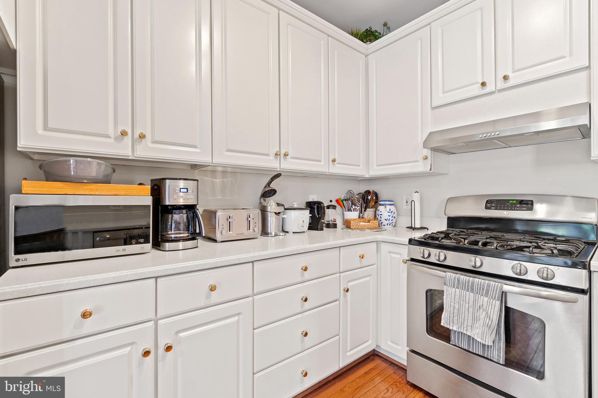 COURTS OF BALLSTON - Residential Lease