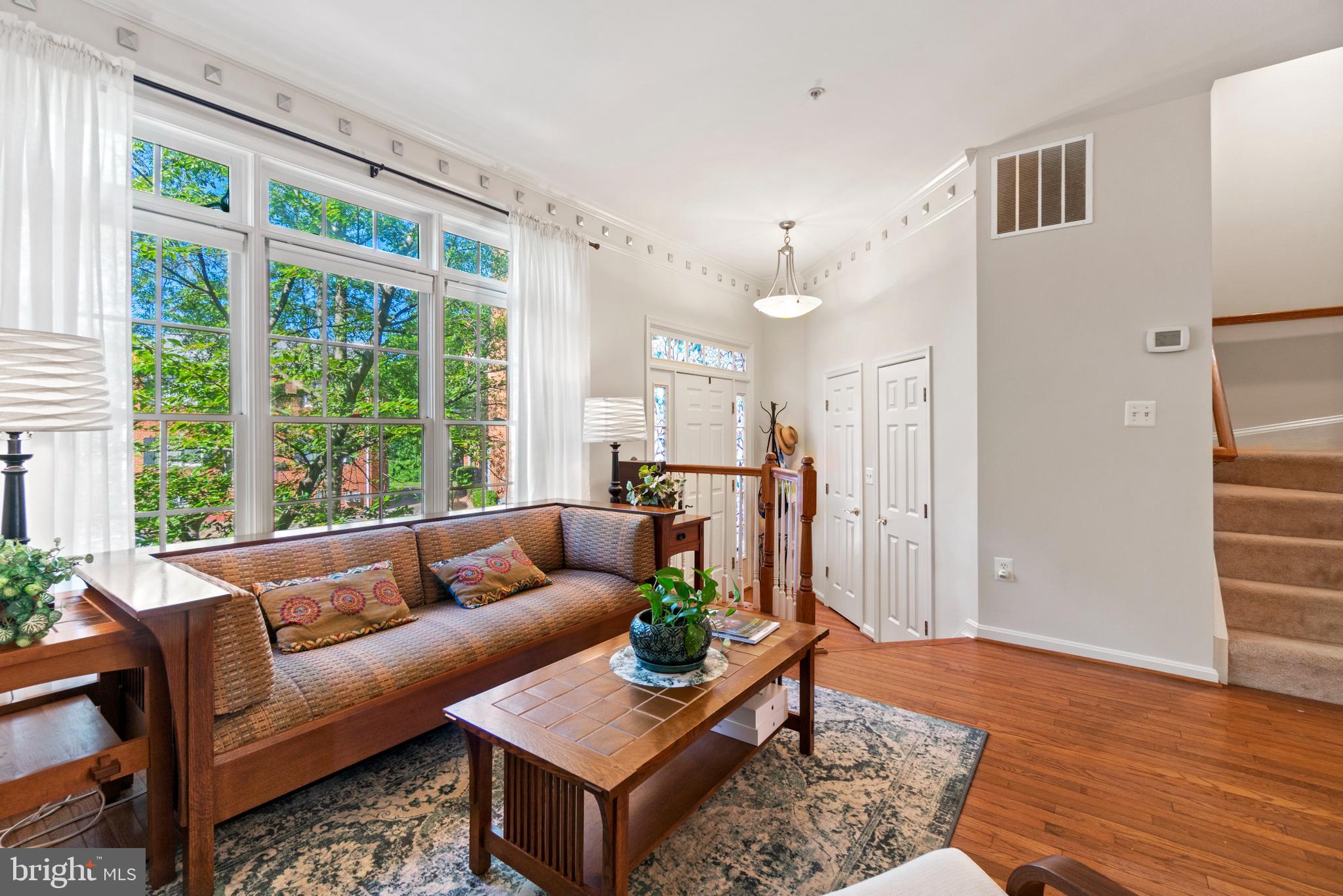 COURTS OF BALLSTON - Residential Lease