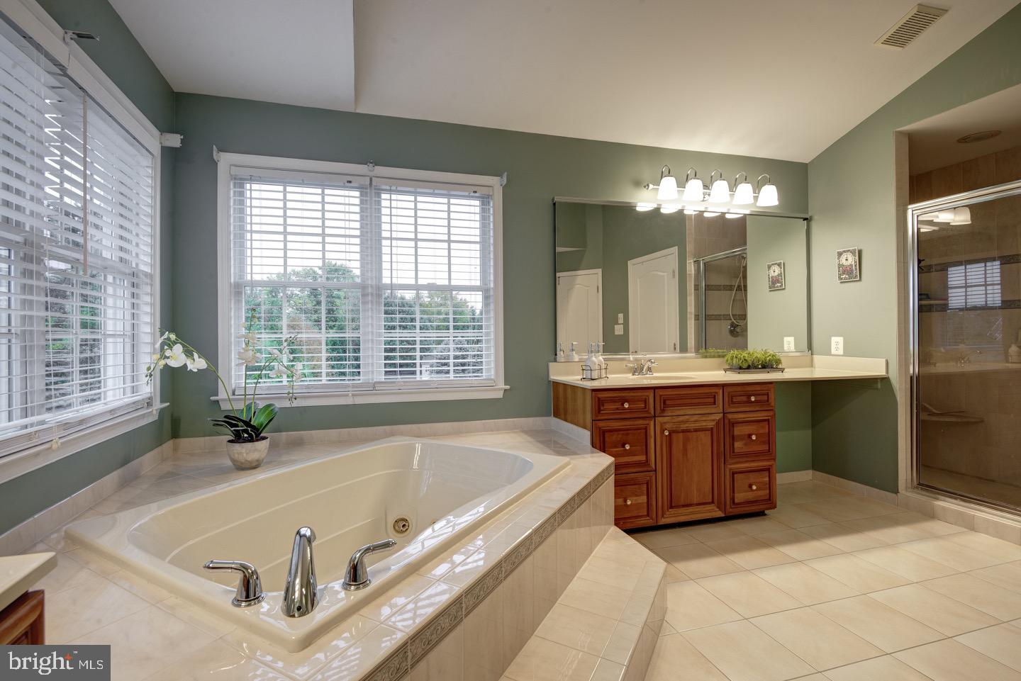 DOLINGTON ESTATES - Residential