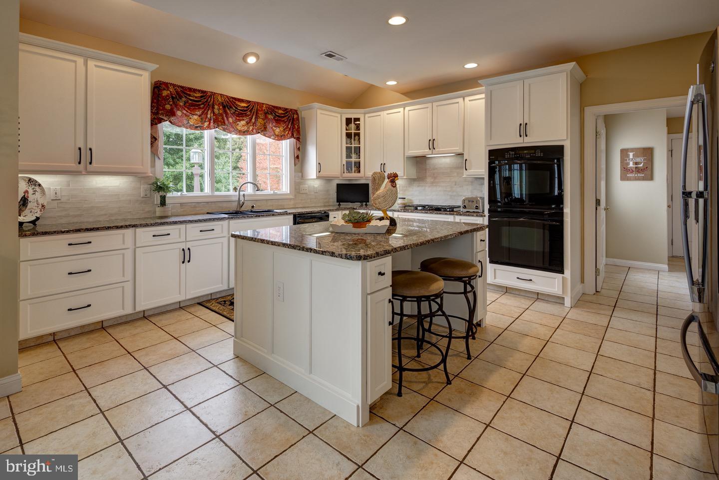 DOLINGTON ESTATES - Residential