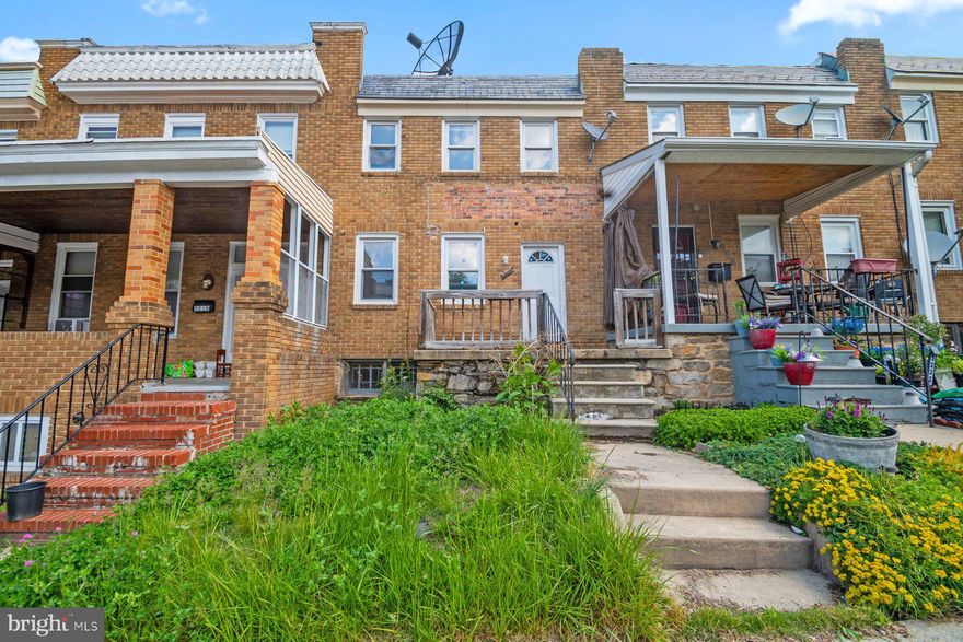 Baltimore rowhome with great bones and in move in ready condition. Conveniently located near Clifton Park and major commuter routes, making it ideal for investors  looking for a turn key rental or buyers wanting to build equity. Being sold as-is. 

This property is part of a larger portfolio. Properties may be sold individually. Please contact for more details regarding associated listings. All closings will need to be coordinated within a 45-60 day window.  Seller will accept offers from serious buyers who can align with that timeline.