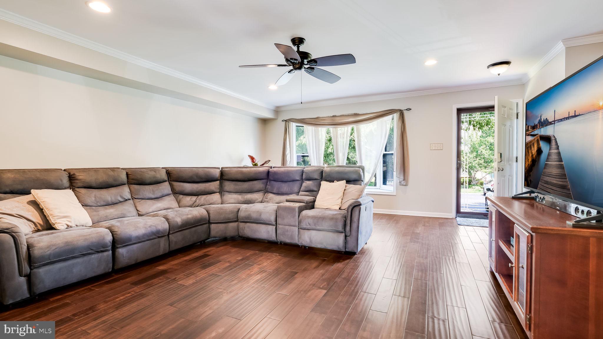 4125 RITTENHOUSE LANE