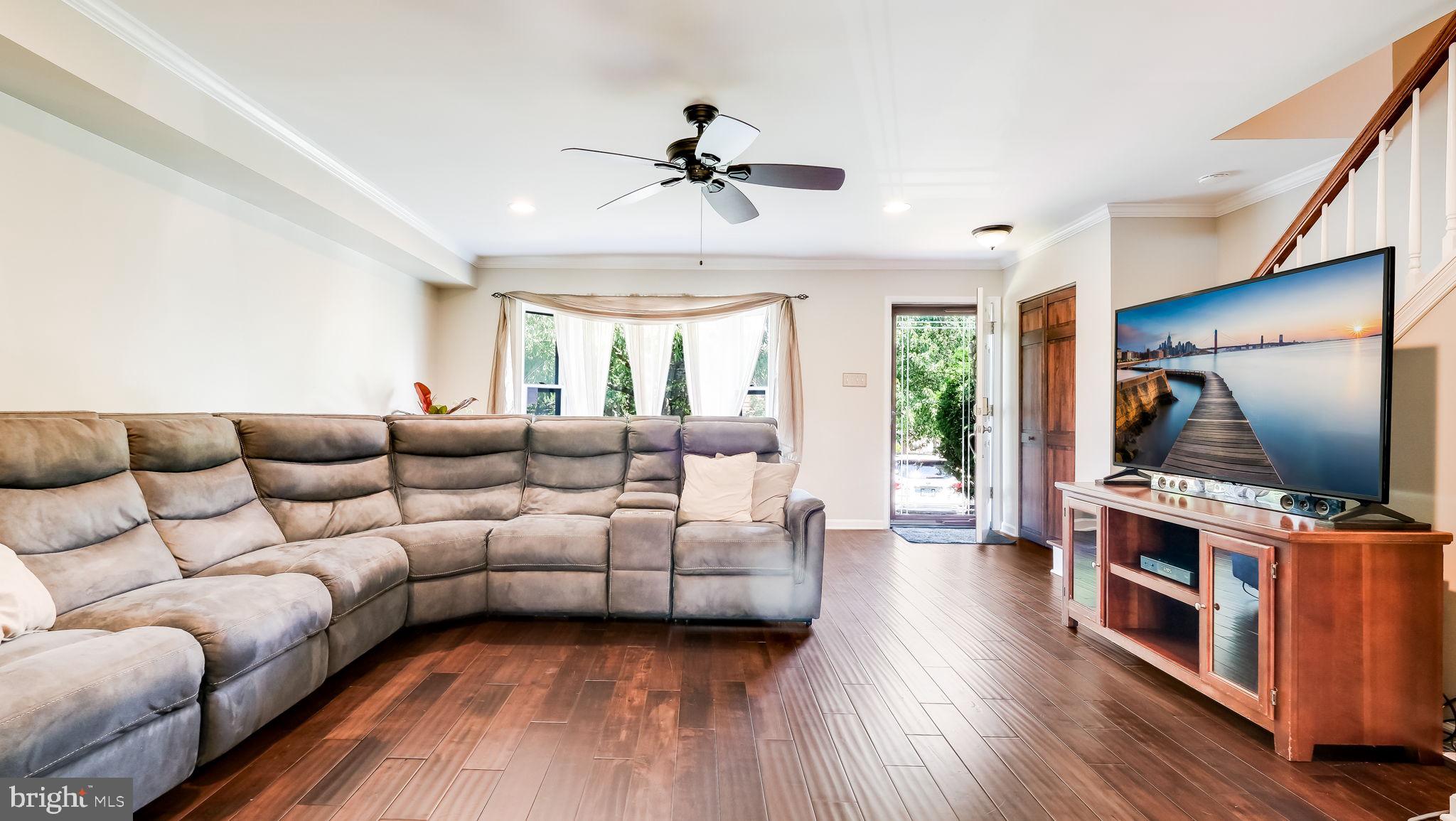 4125 RITTENHOUSE LANE