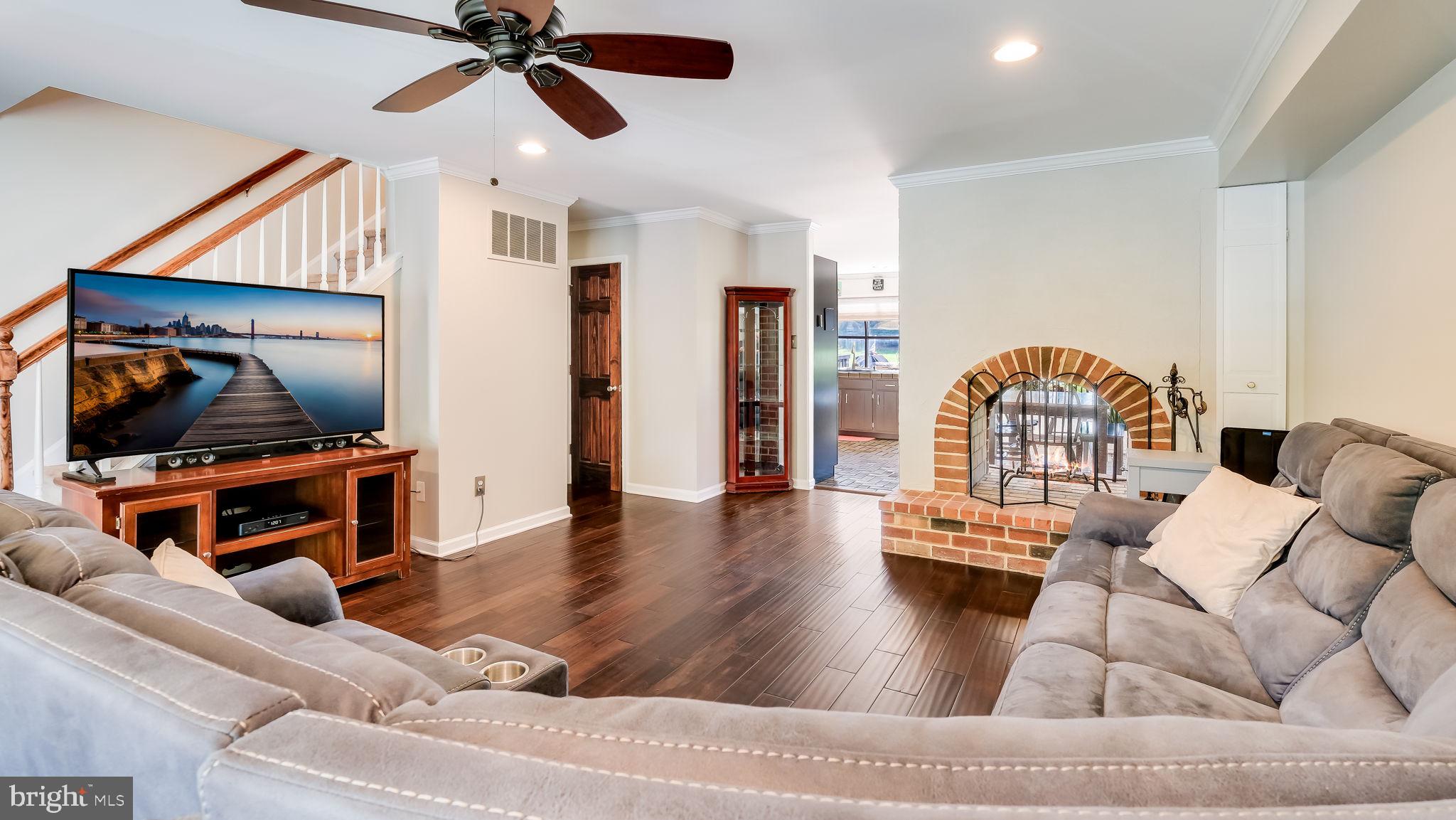 4125 RITTENHOUSE LANE