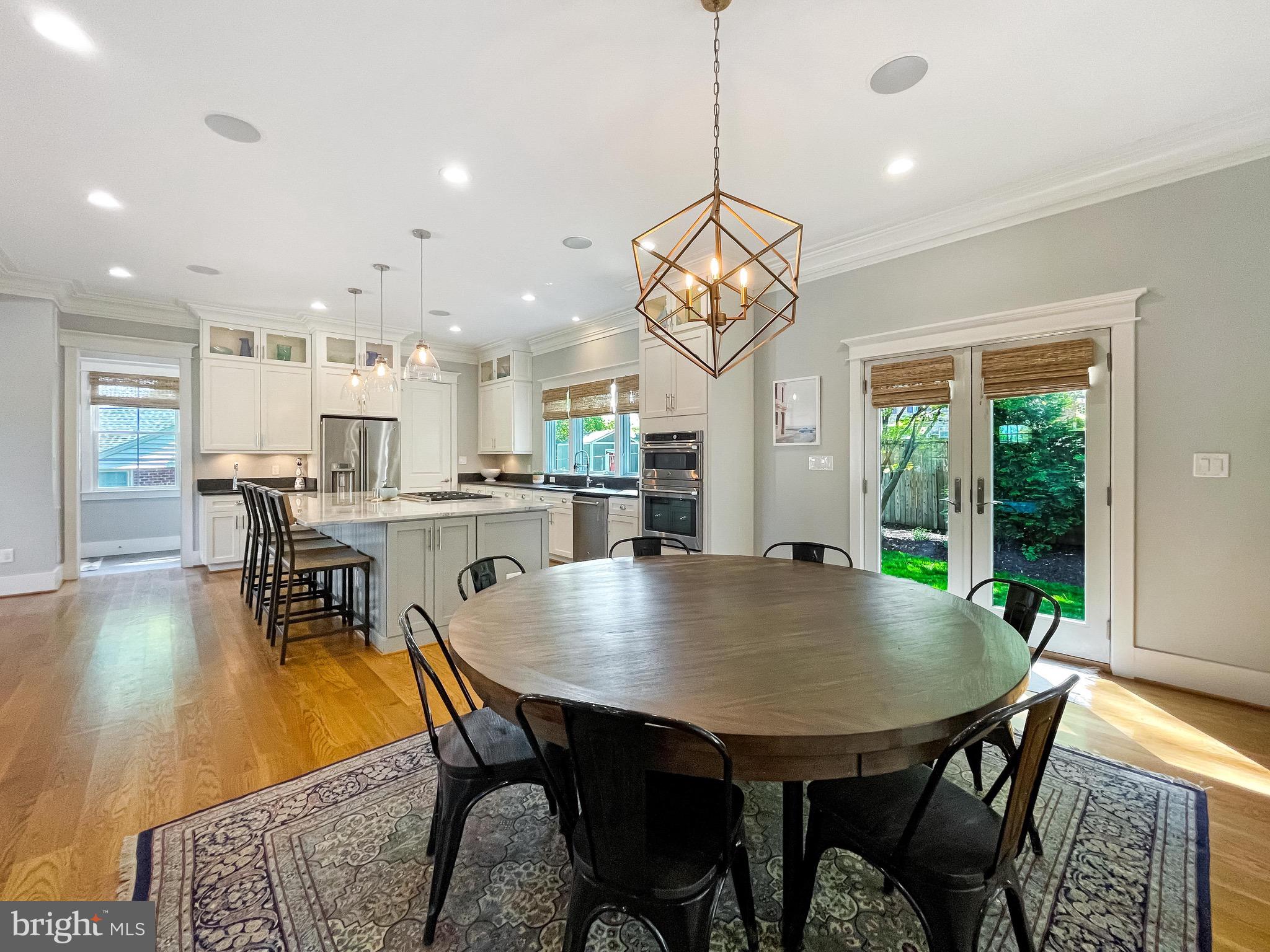 GARDEN CITY - Residential