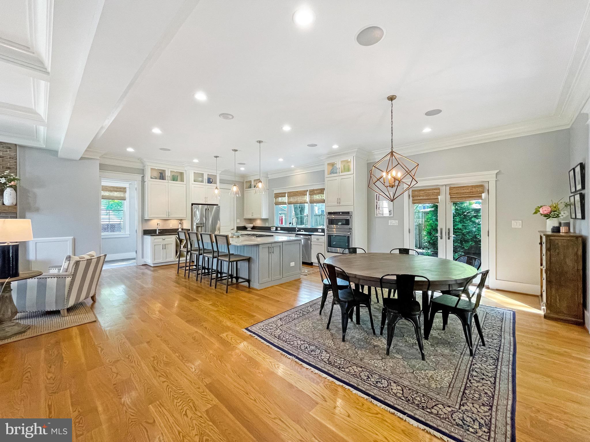 GARDEN CITY - Residential