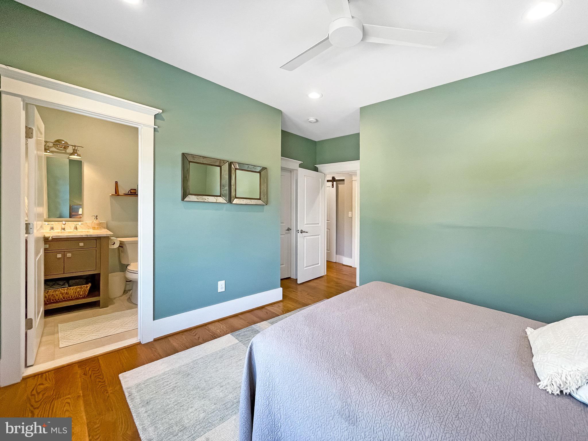 GARDEN CITY - Residential