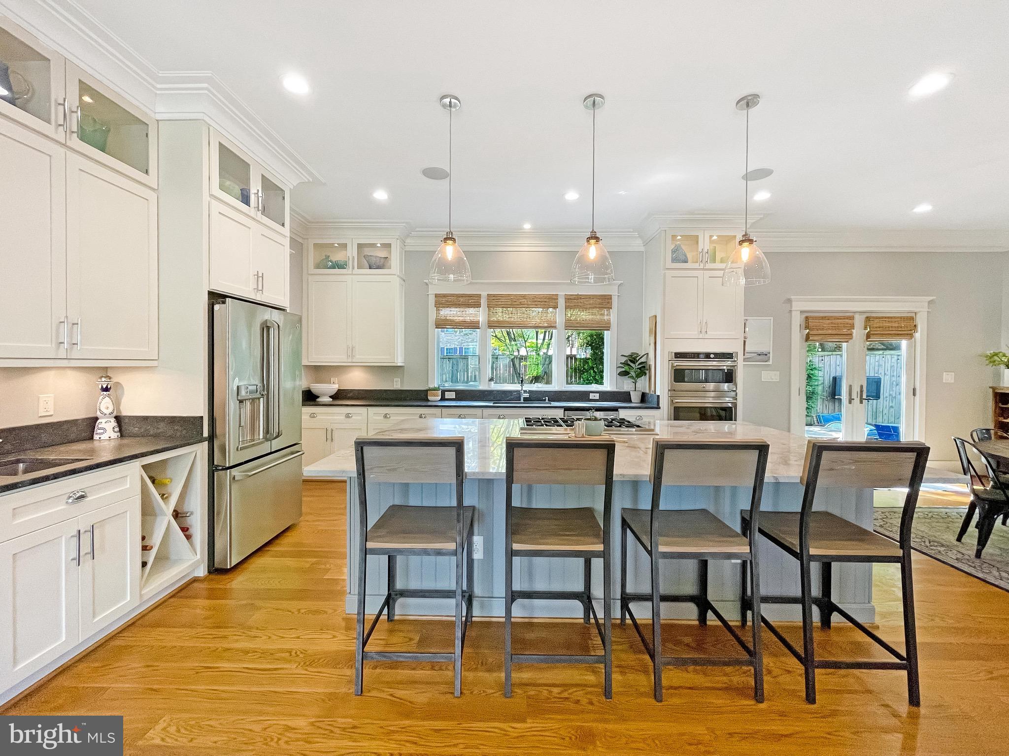 GARDEN CITY - Residential