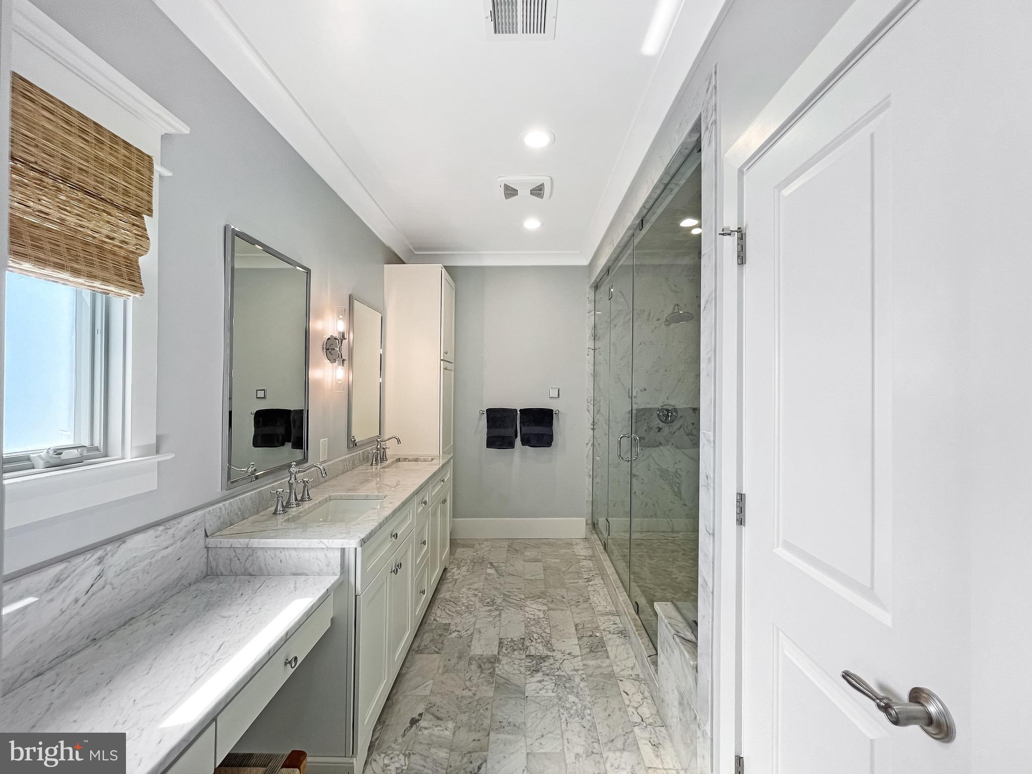 GARDEN CITY - Residential