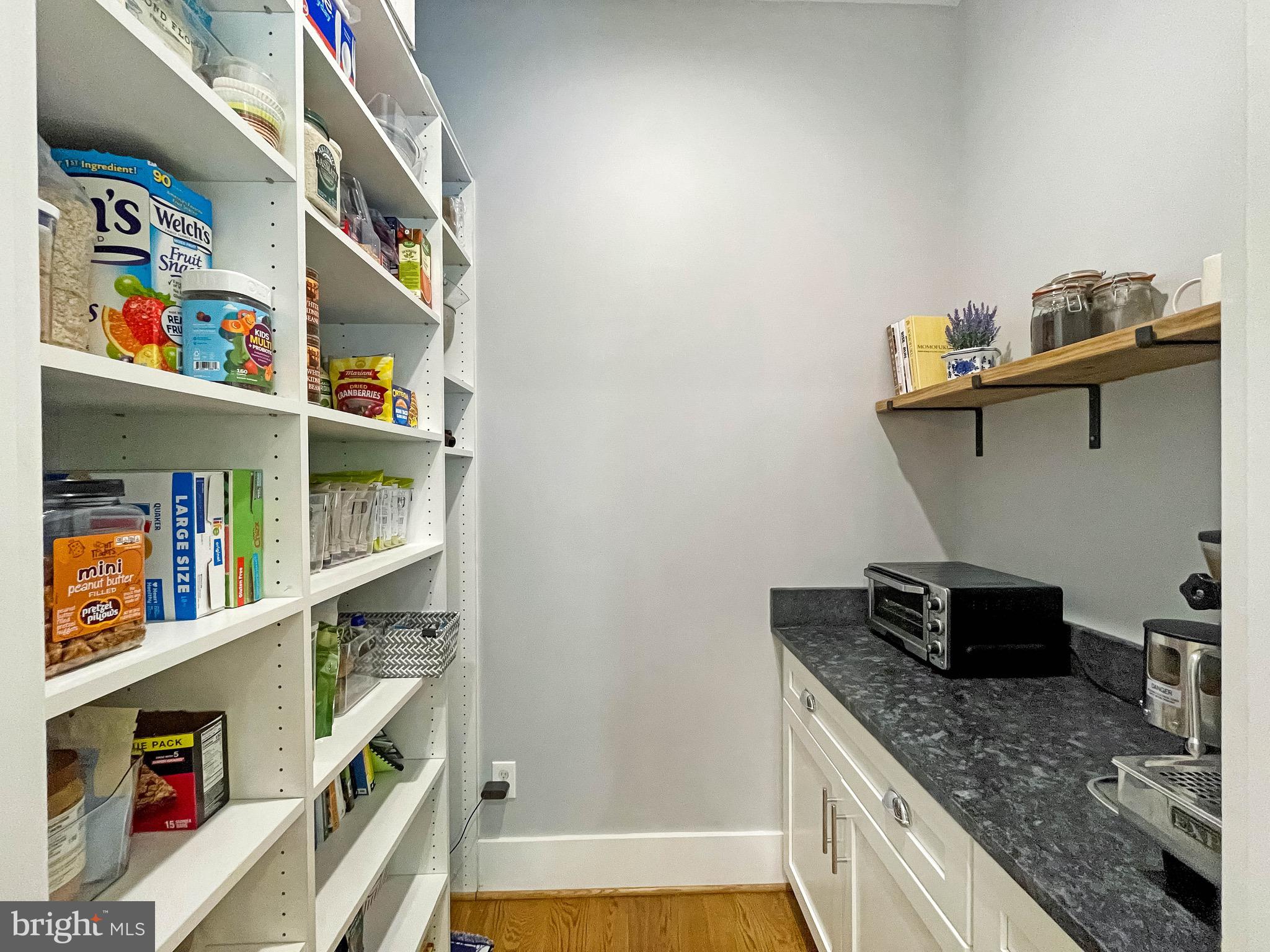 GARDEN CITY - Residential