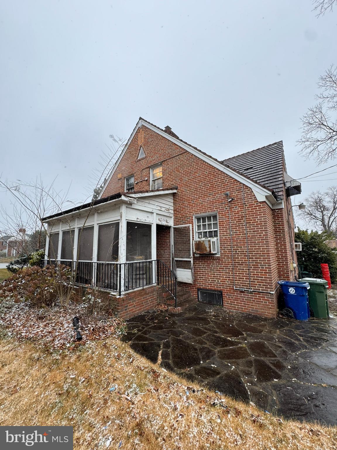 WARD 27 - Residential