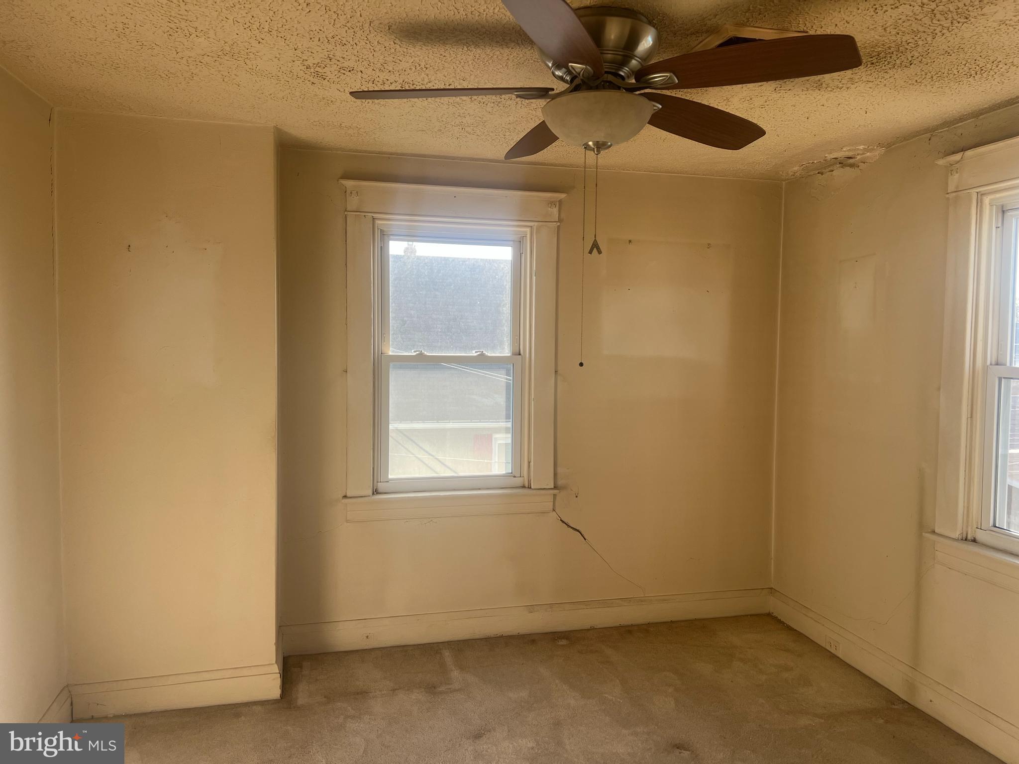 CEDAR CREST - Residential