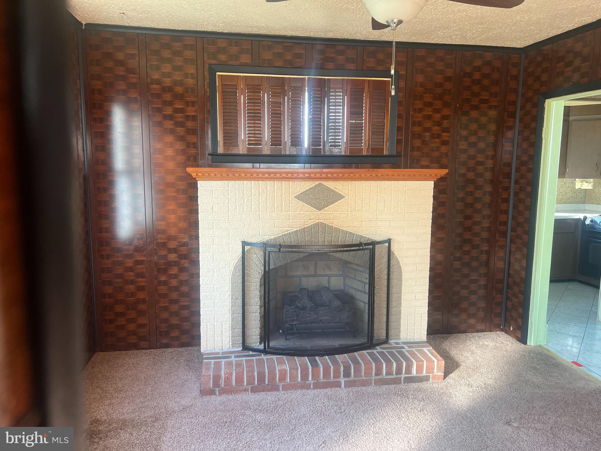 CEDAR CREST - Residential