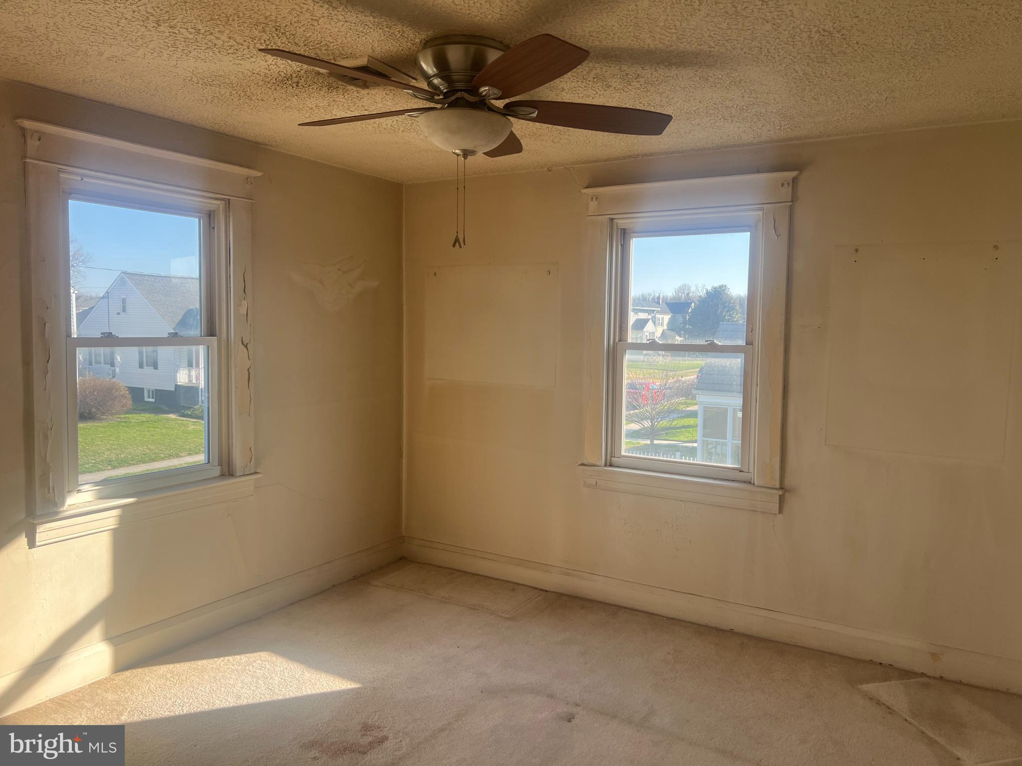 CEDAR CREST - Residential