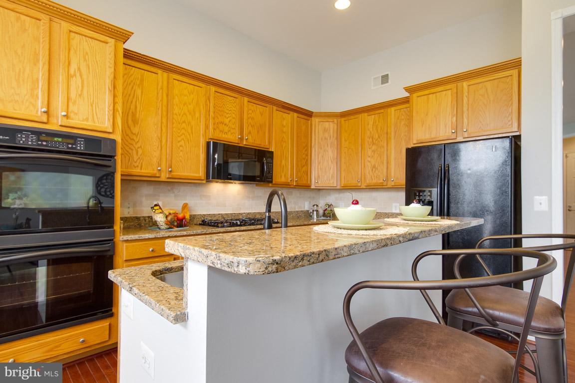 PORT POTOMAC - Residential