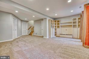 9852 SHERWOOD FARM ROAD