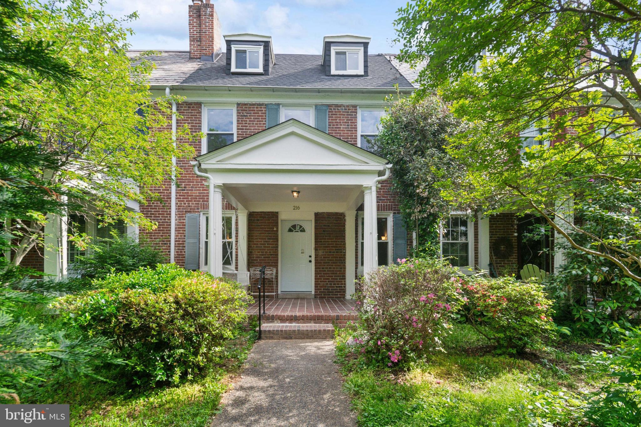 216 HOMEWOOD TERRACE