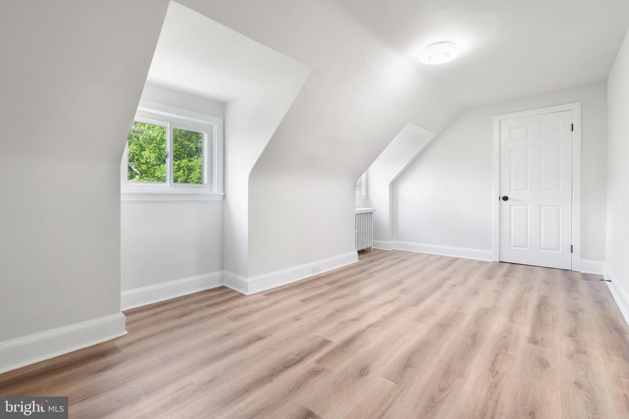 OAKENSHAWE - Residential