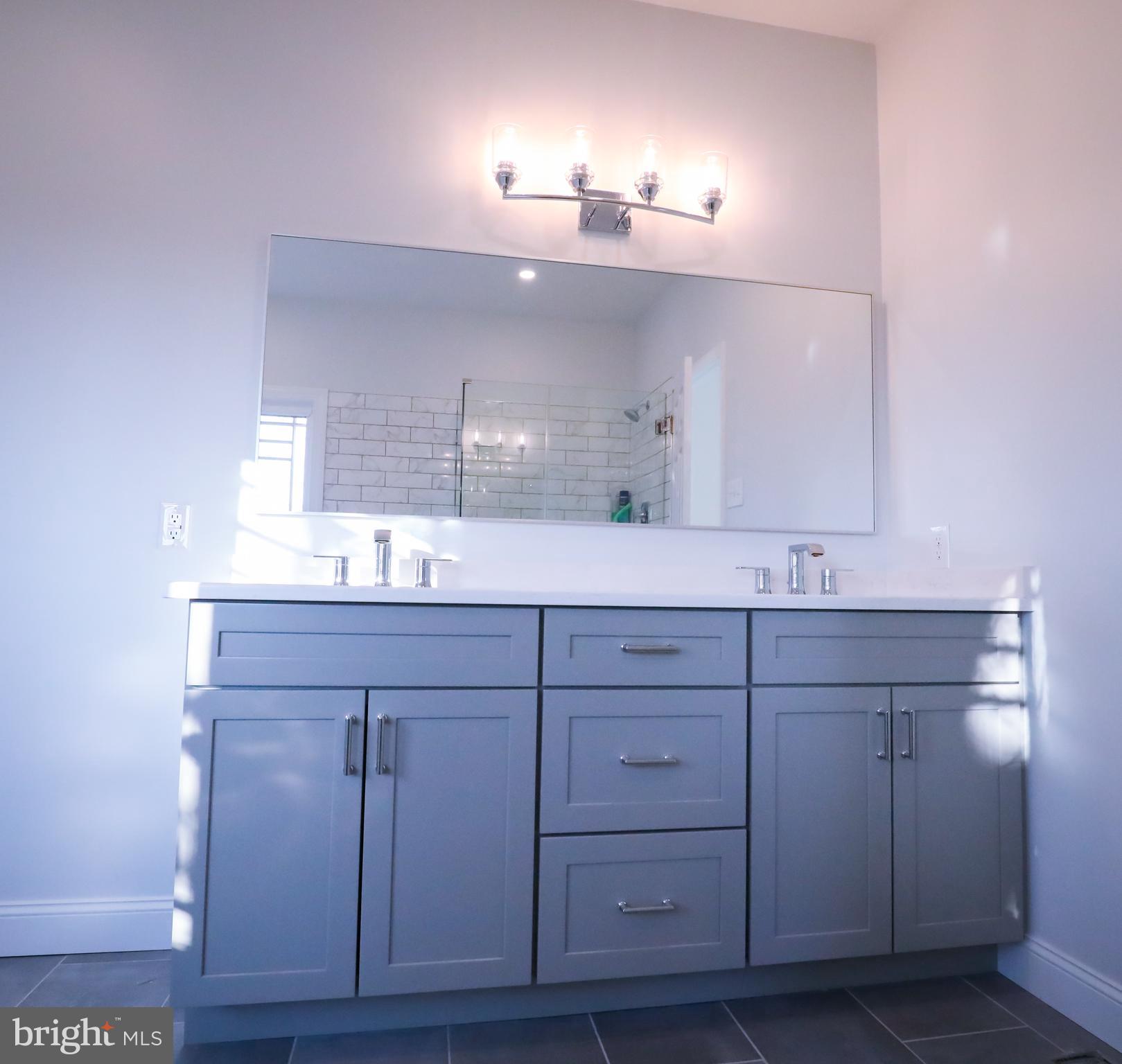 HALFORD HILLS - Residential