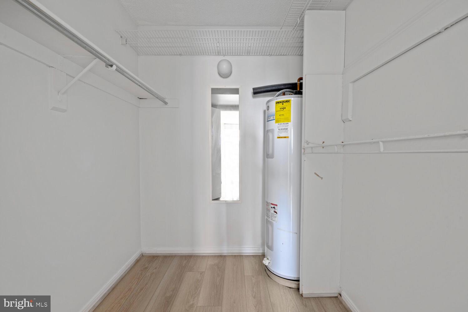 CHELSEA TOWERS - Residential