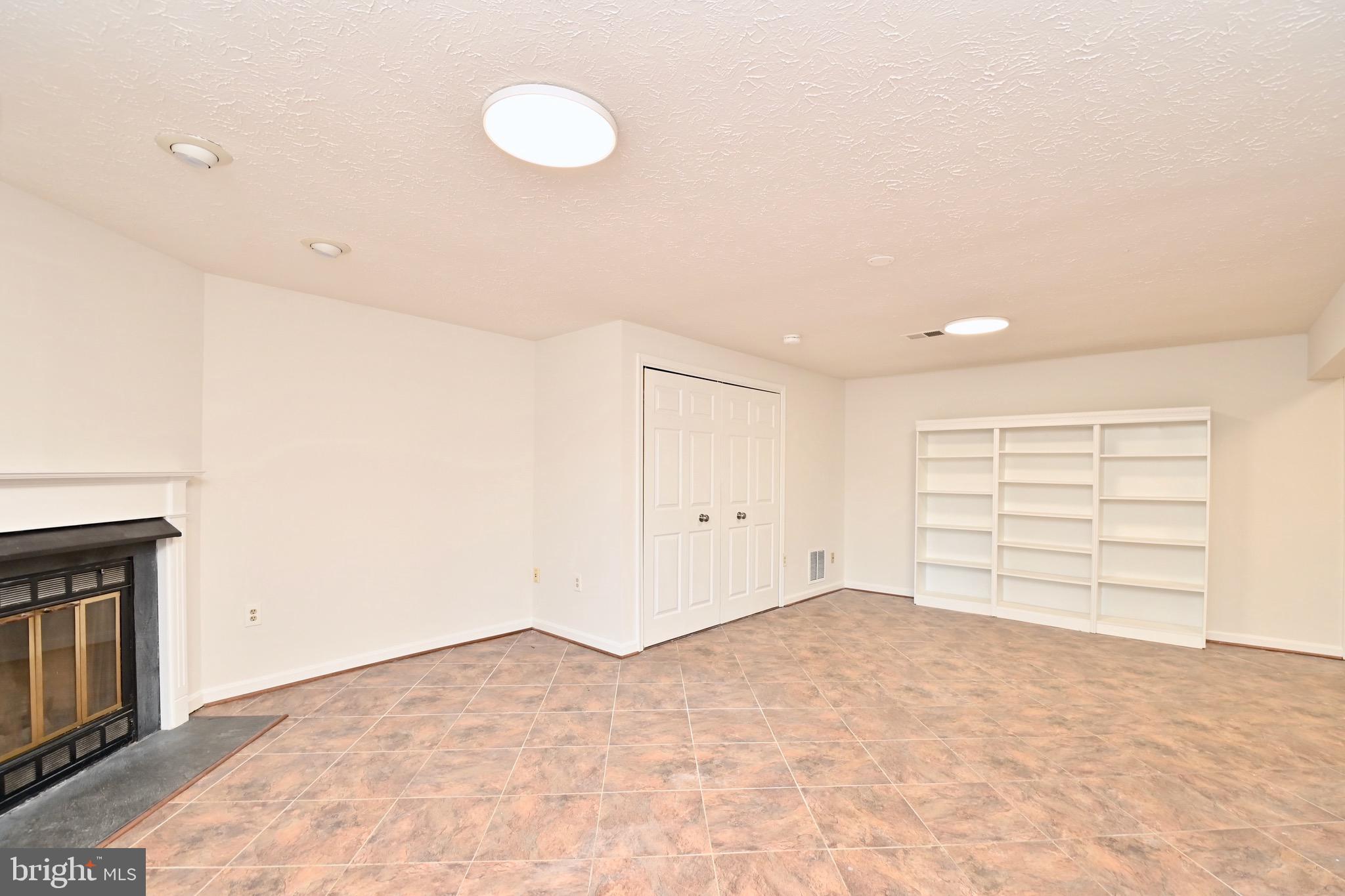 WESTWATER POINT - Residential