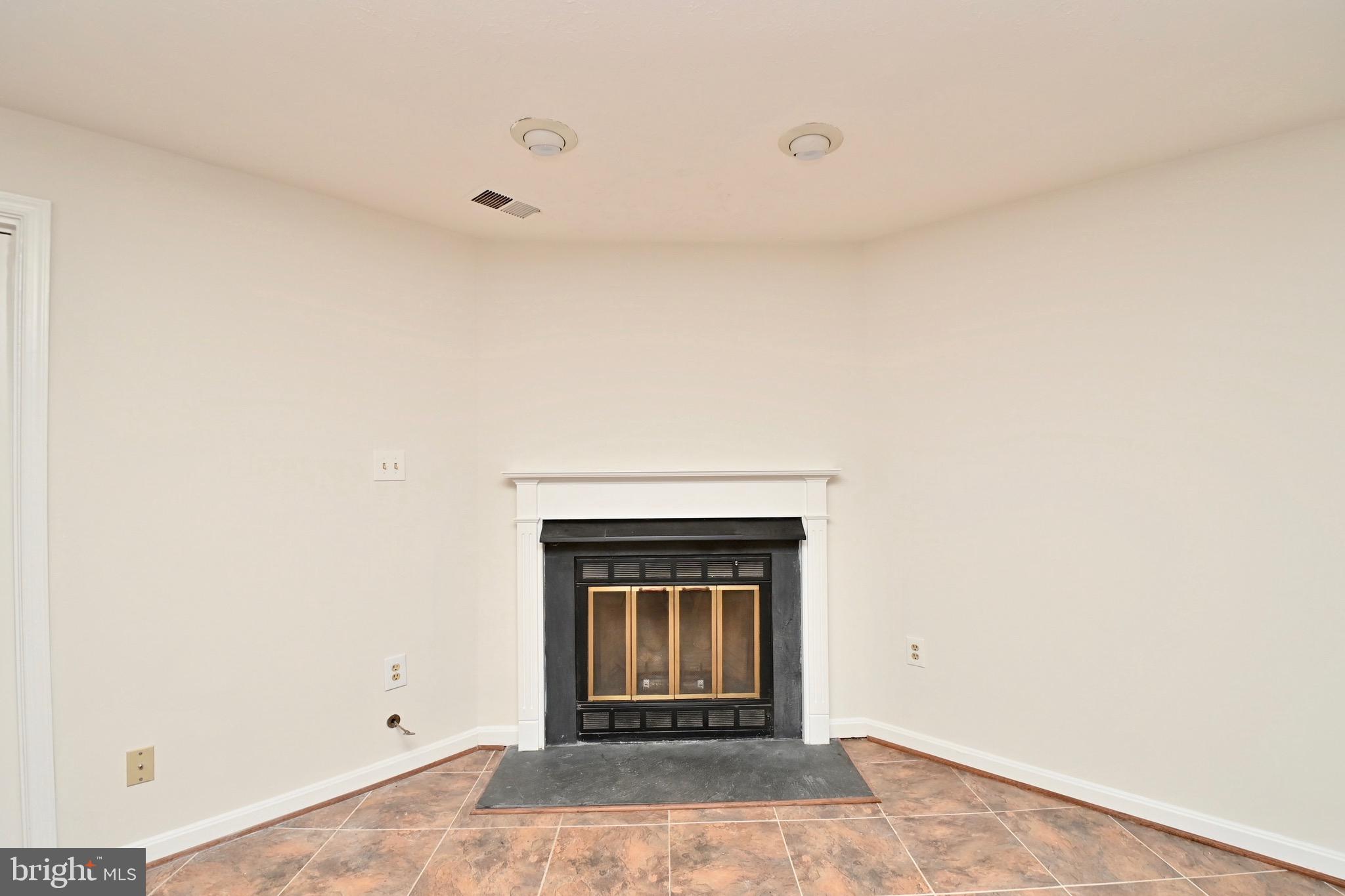 WESTWATER POINT - Residential