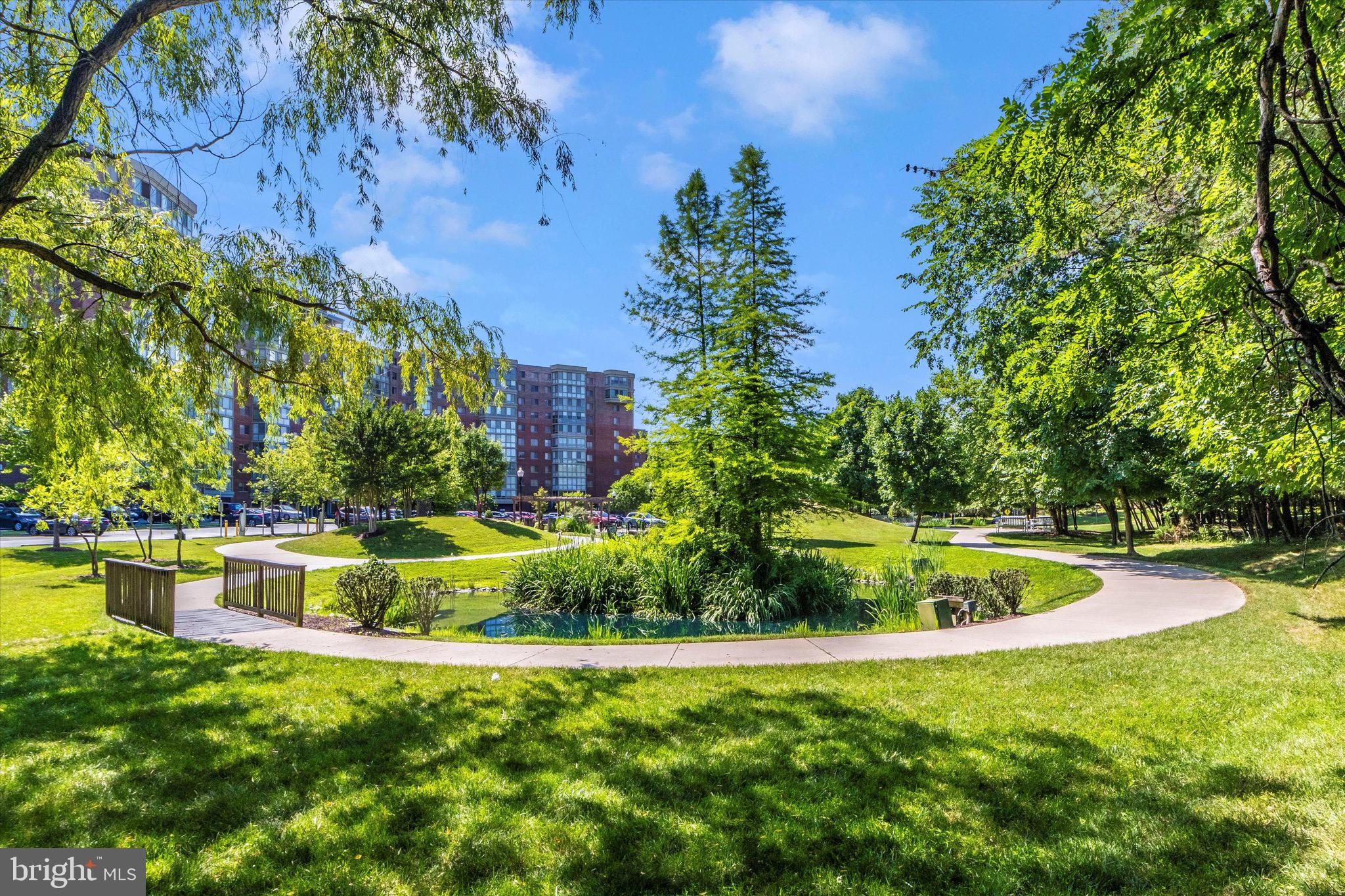 OVERLOOK AT LEISURE WORLD - Residential