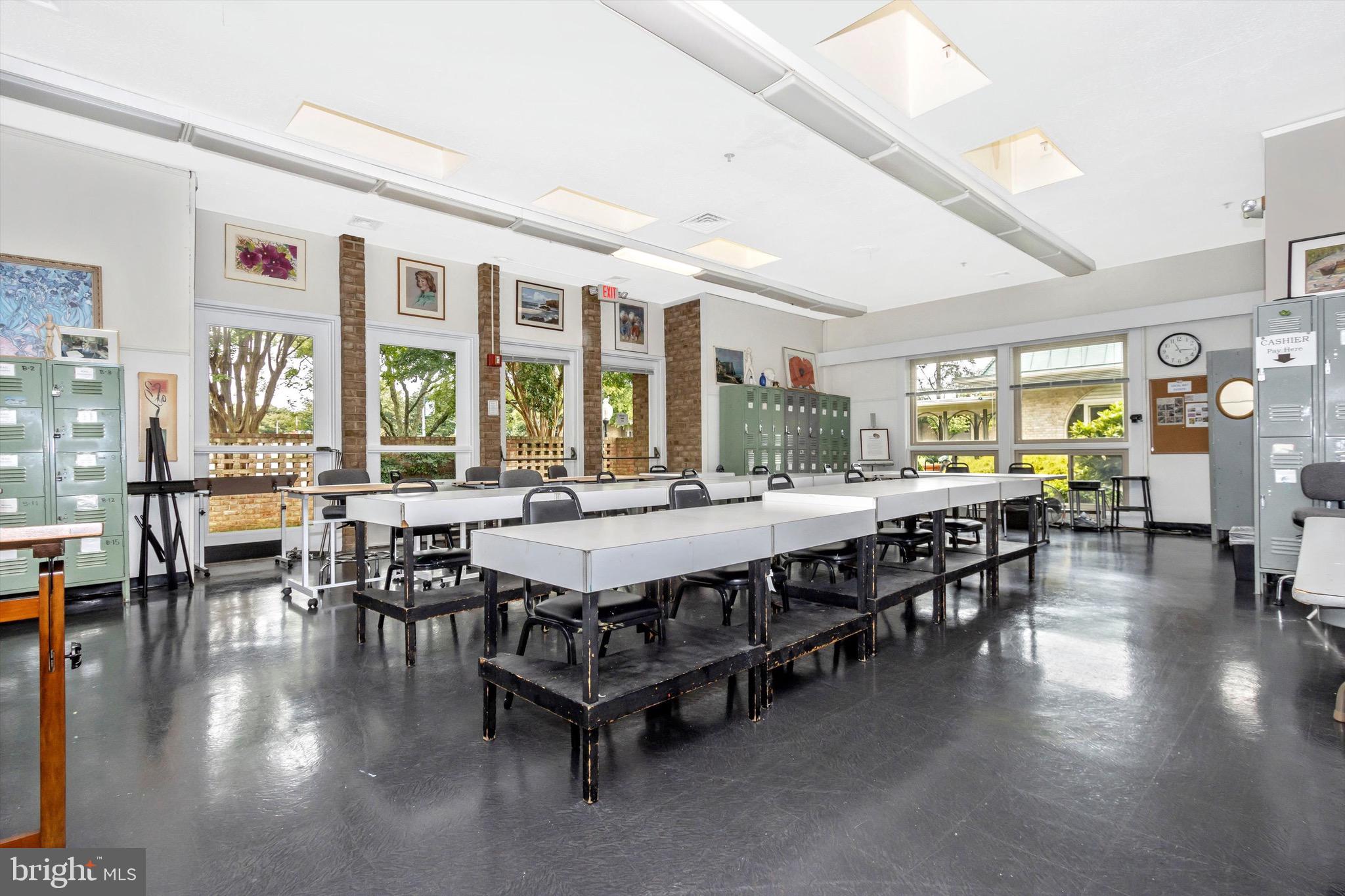 OVERLOOK AT LEISURE WORLD - Residential