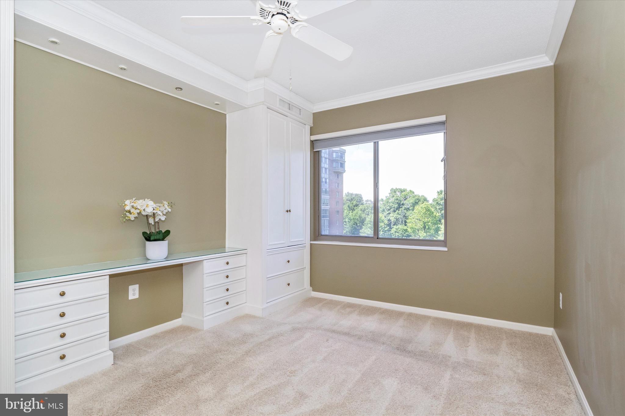 OVERLOOK AT LEISURE WORLD - Residential