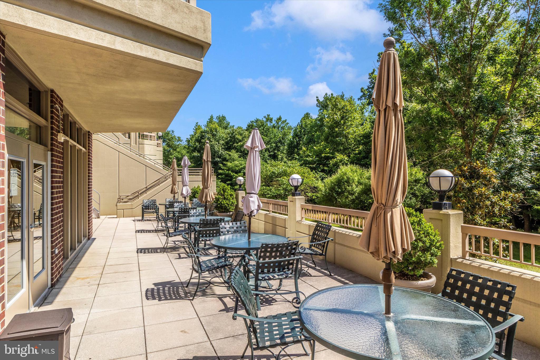 OVERLOOK AT LEISURE WORLD - Residential