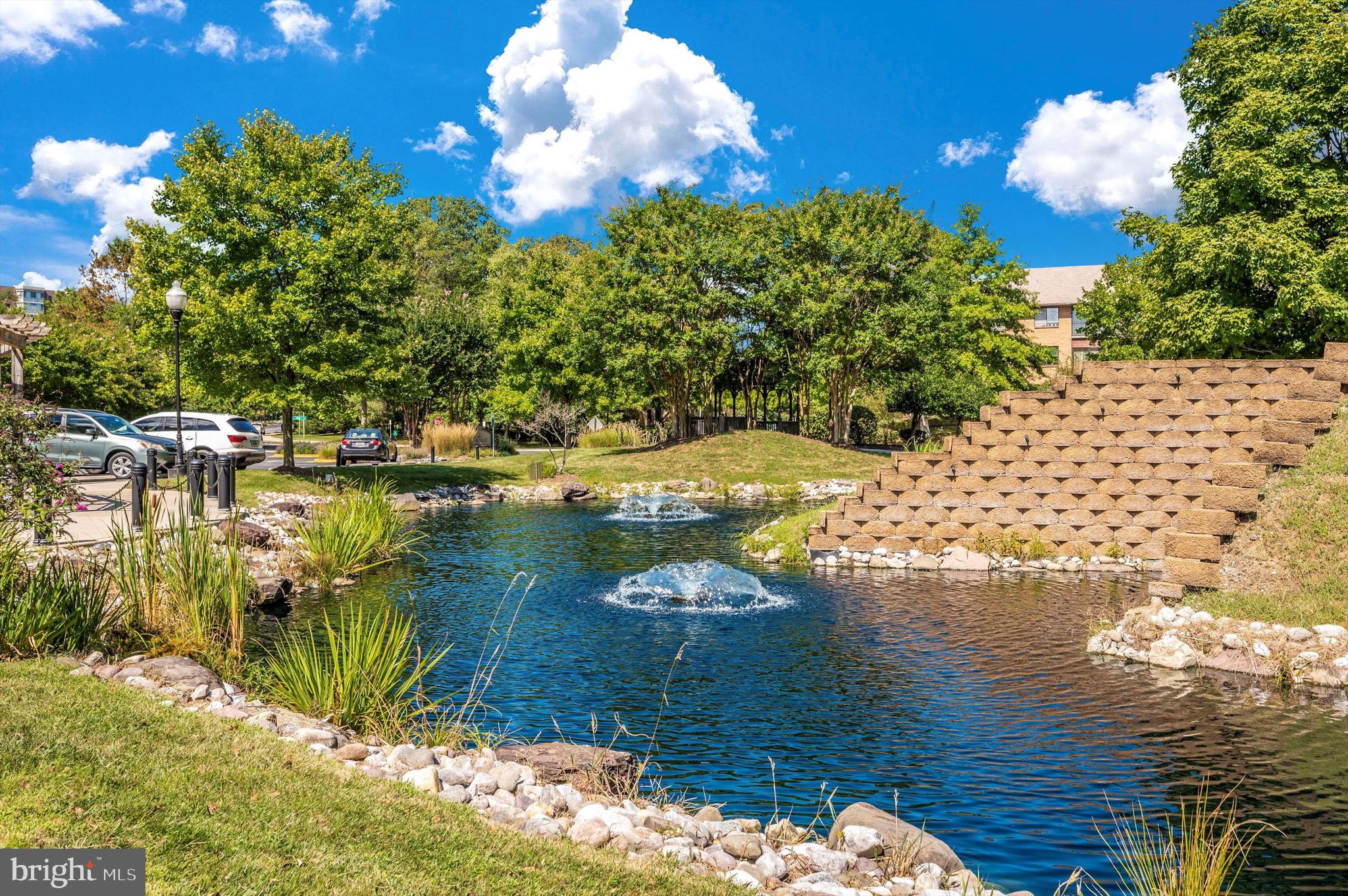 OVERLOOK AT LEISURE WORLD - Residential