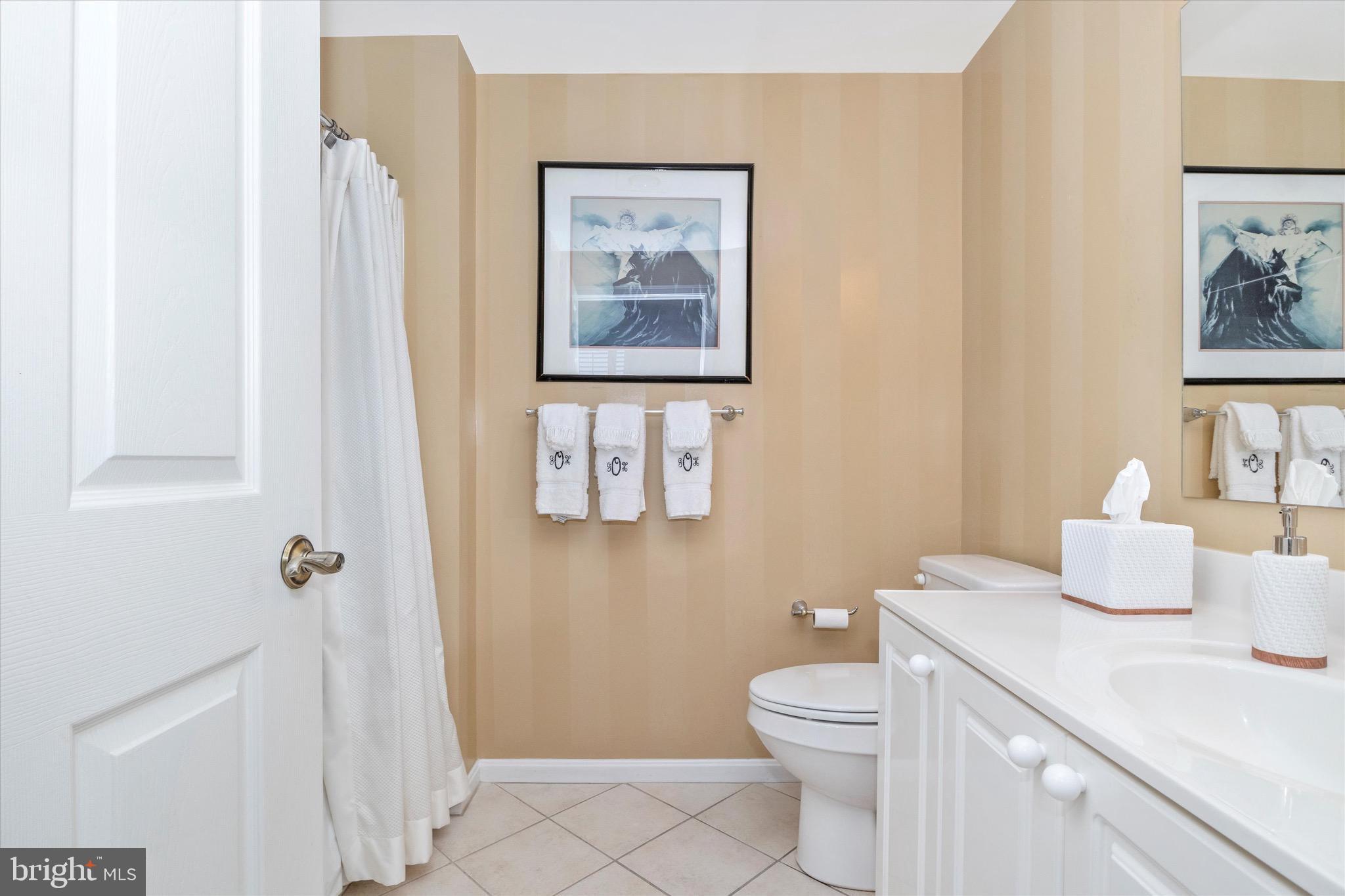 OVERLOOK AT LEISURE WORLD - Residential