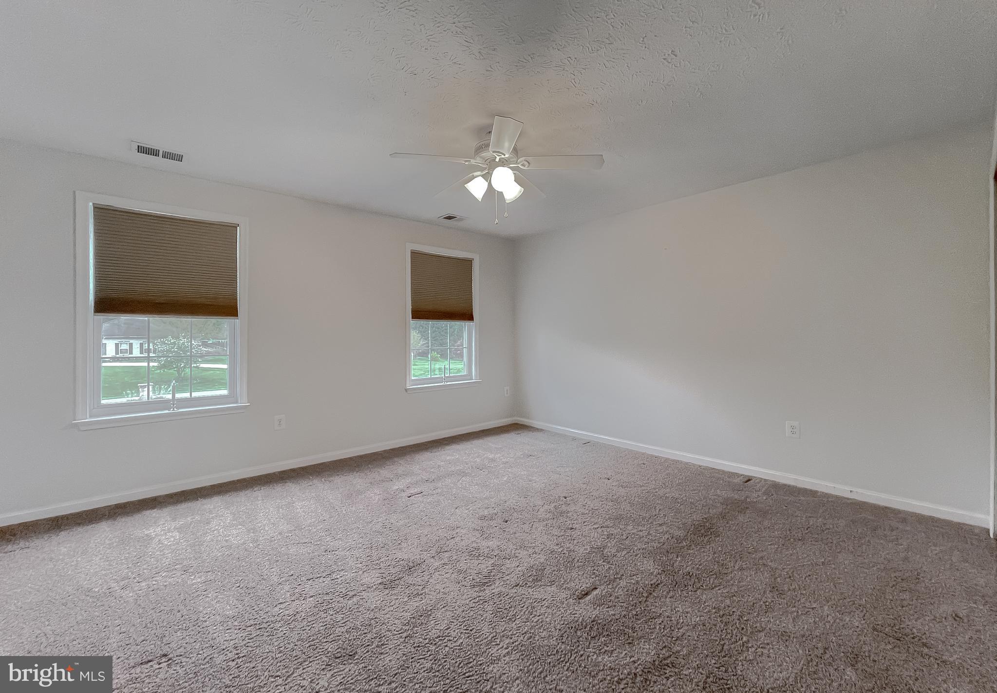 LYNNDALE ESTATES - Residential