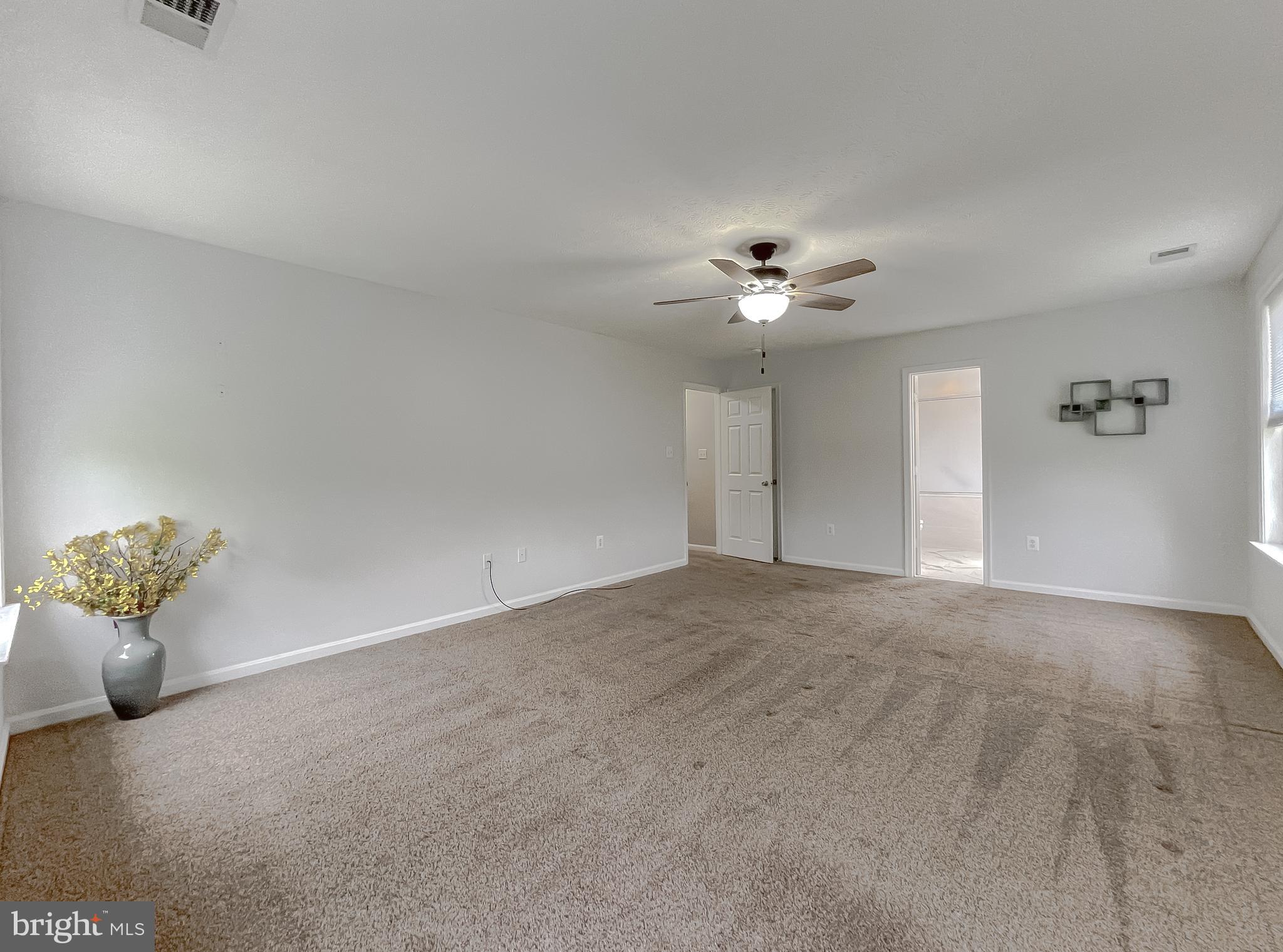 LYNNDALE ESTATES - Residential