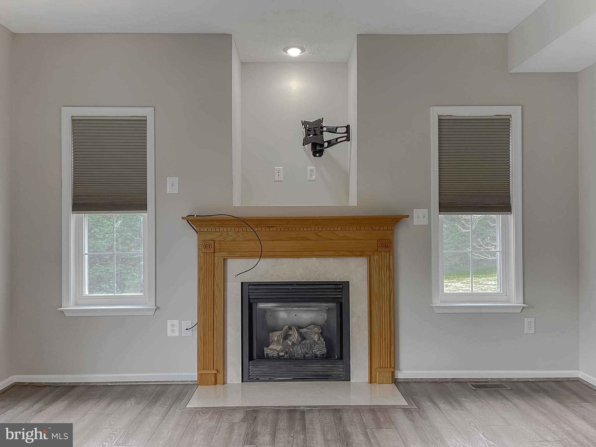 LYNNDALE ESTATES - Residential