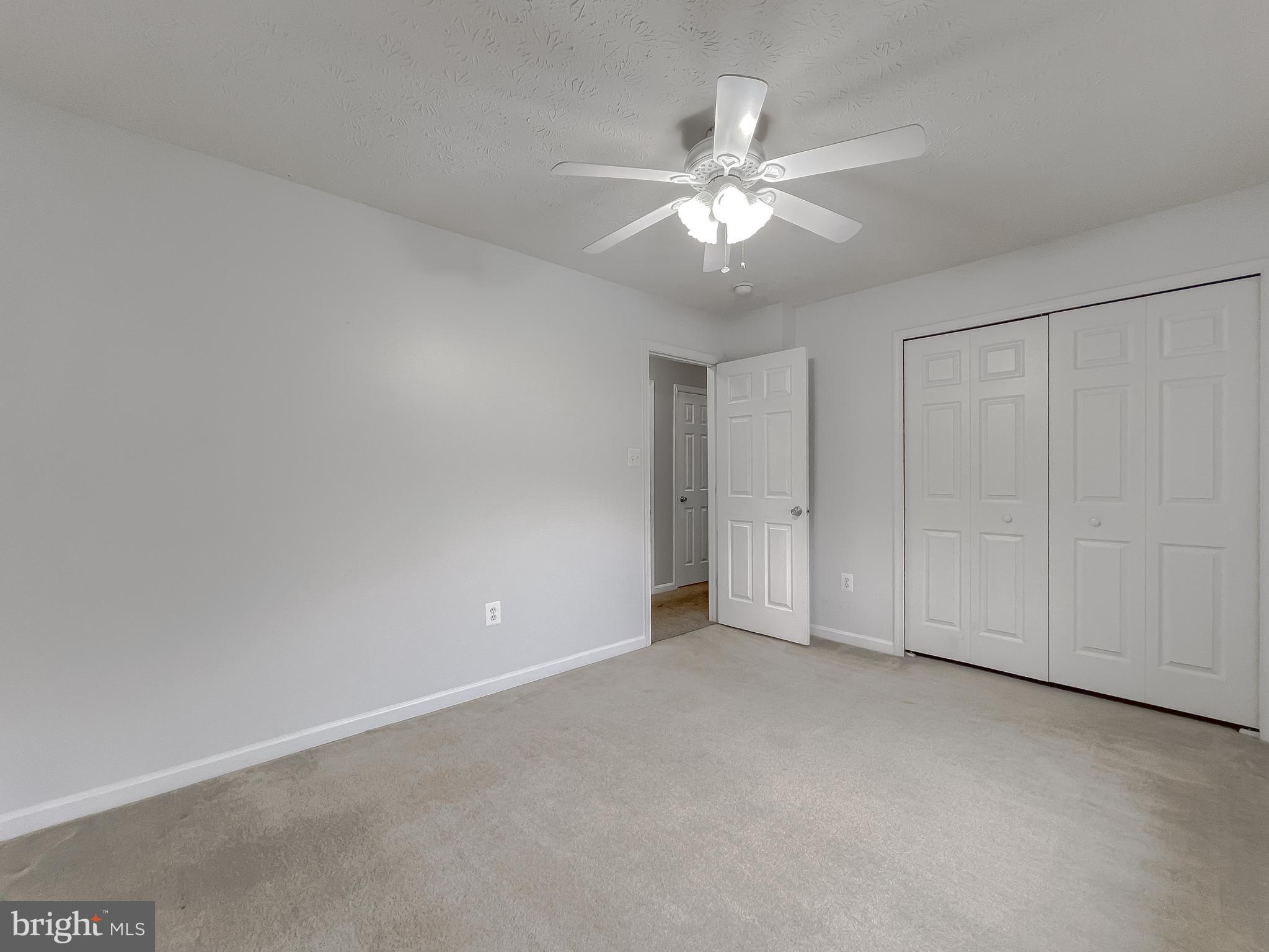 LYNNDALE ESTATES - Residential