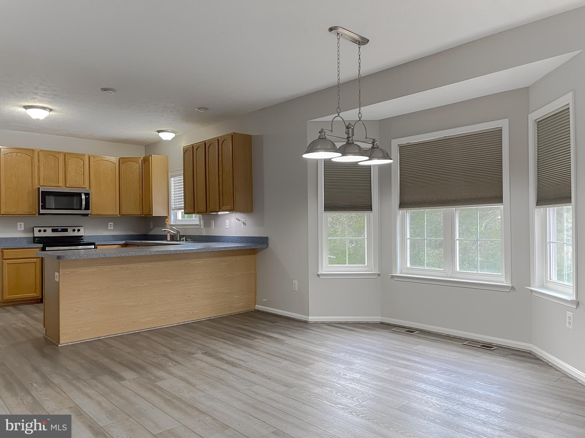 LYNNDALE ESTATES - Residential