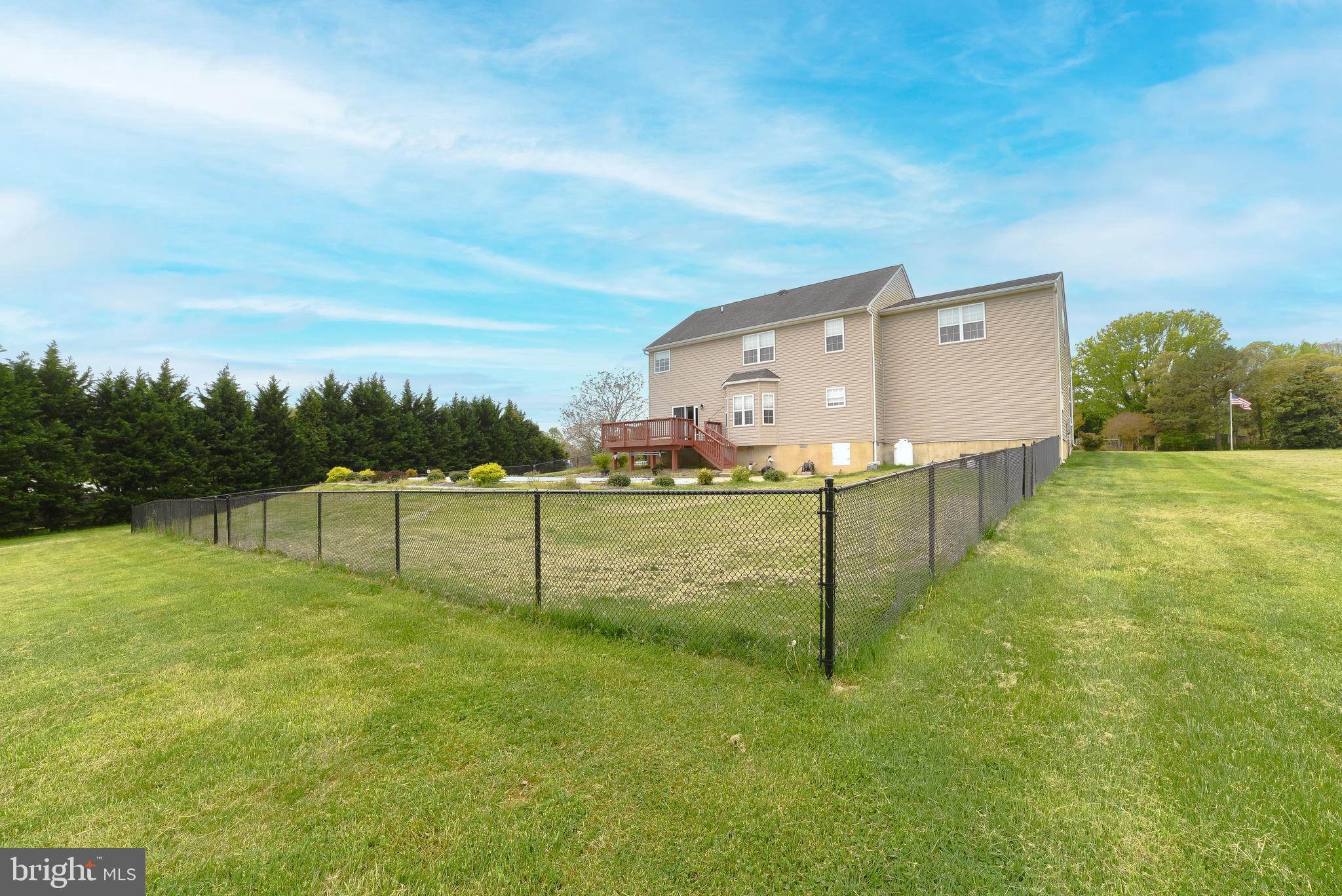 LYNNDALE ESTATES - Residential