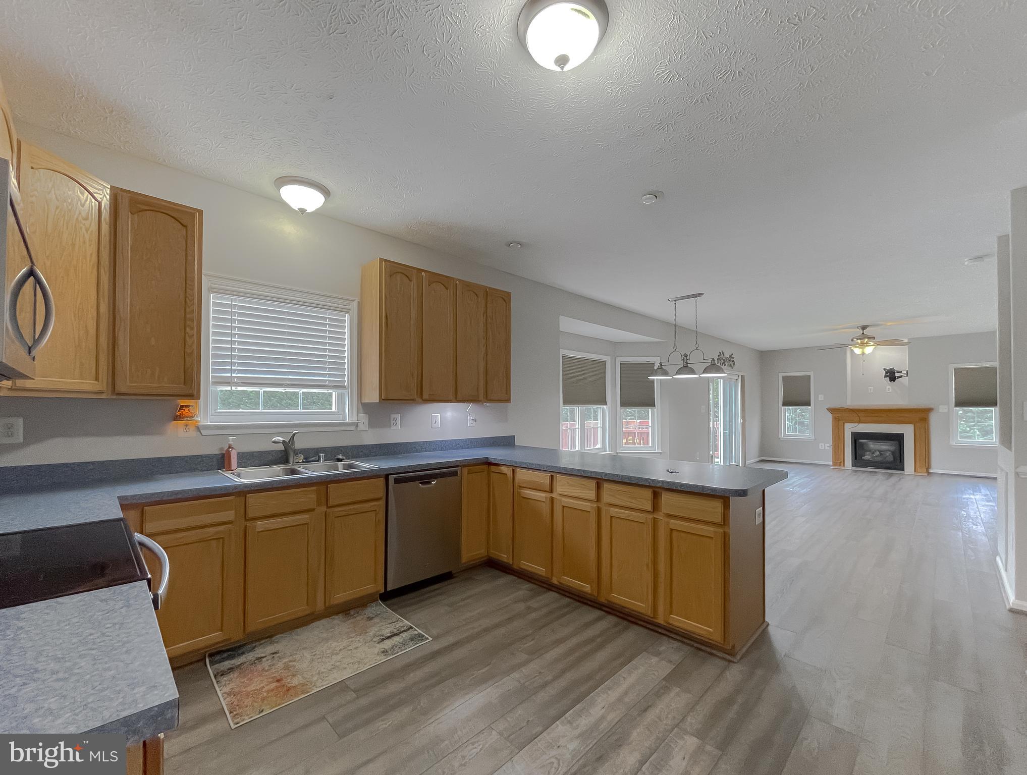 LYNNDALE ESTATES - Residential