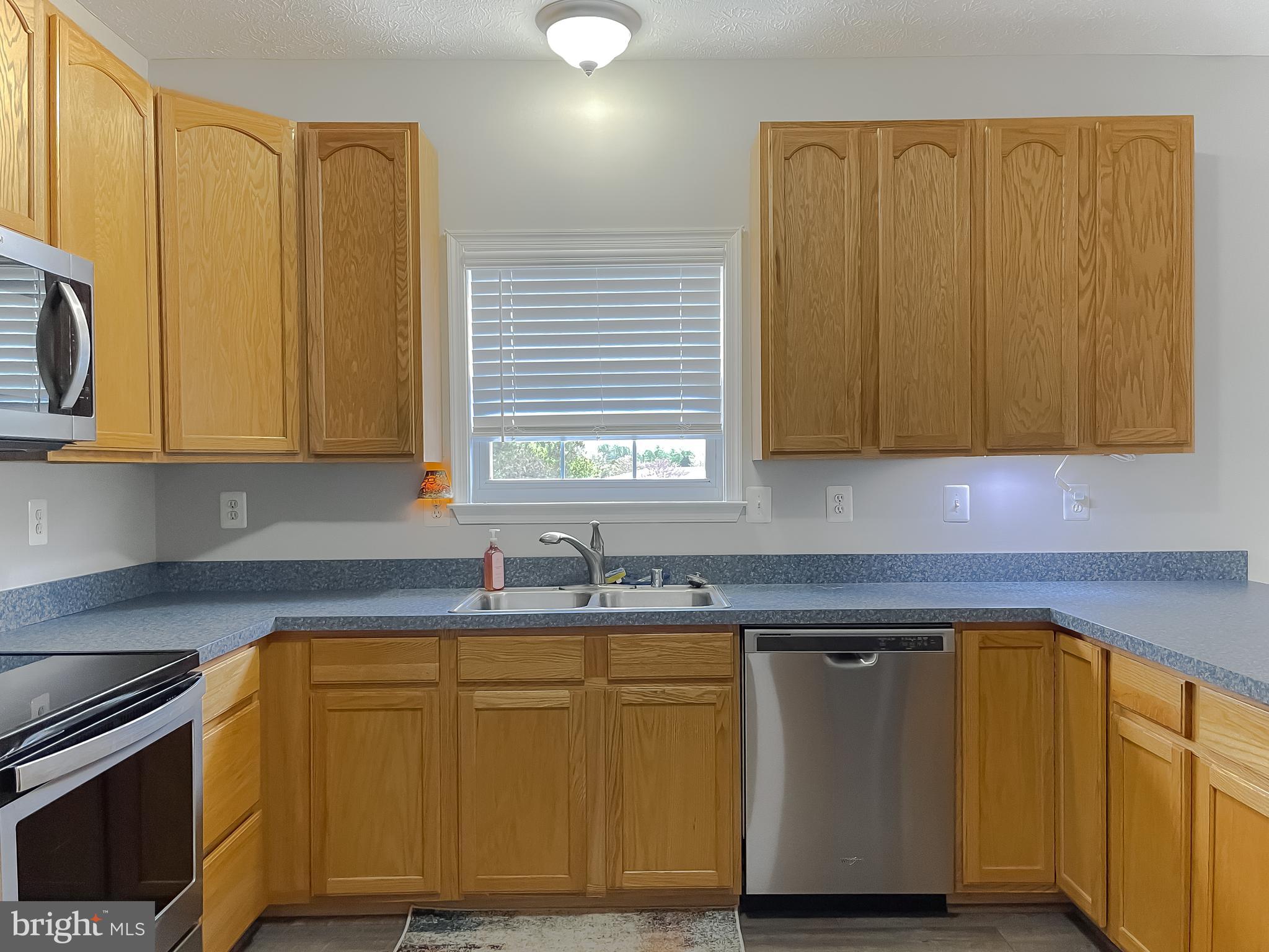 LYNNDALE ESTATES - Residential