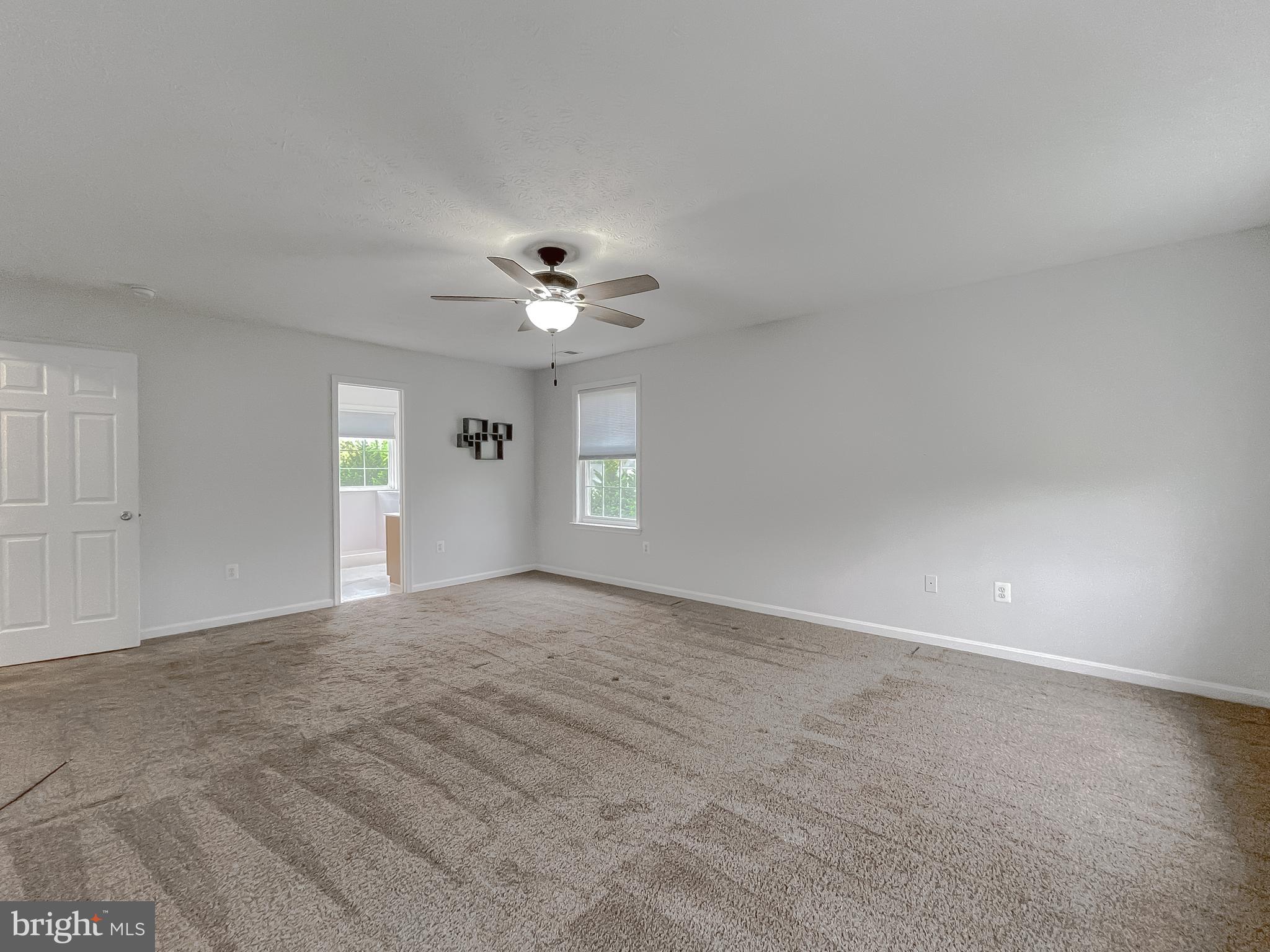 LYNNDALE ESTATES - Residential