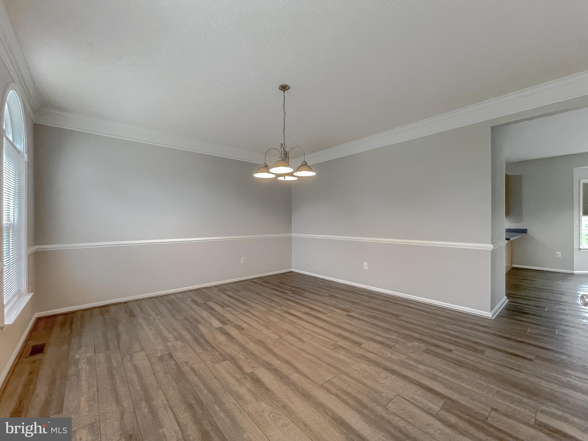 LYNNDALE ESTATES - Residential