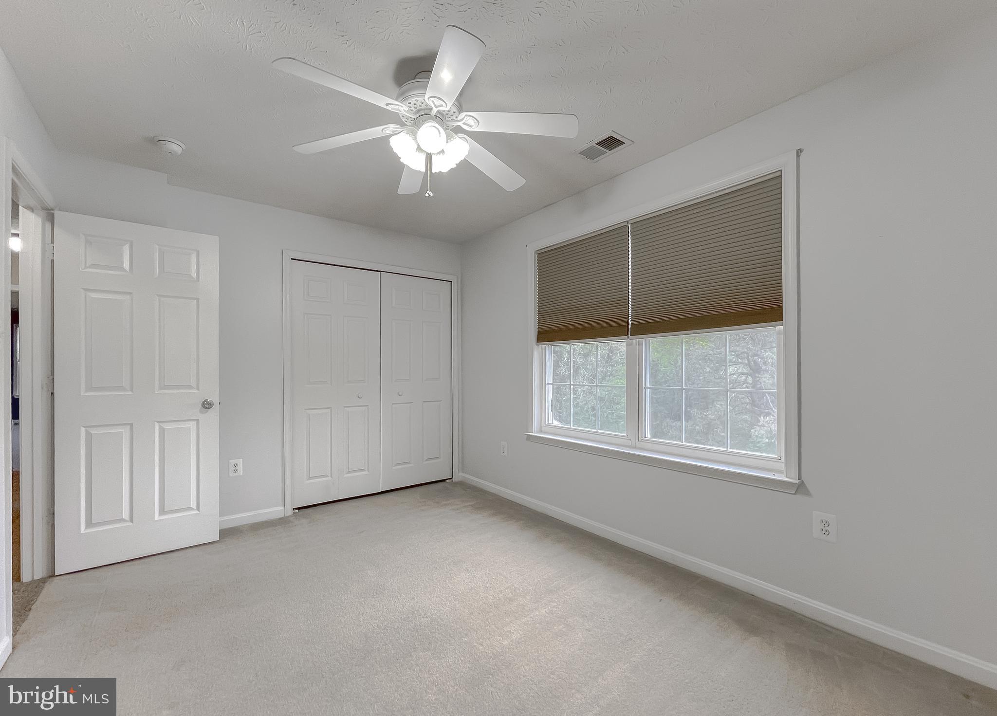 LYNNDALE ESTATES - Residential