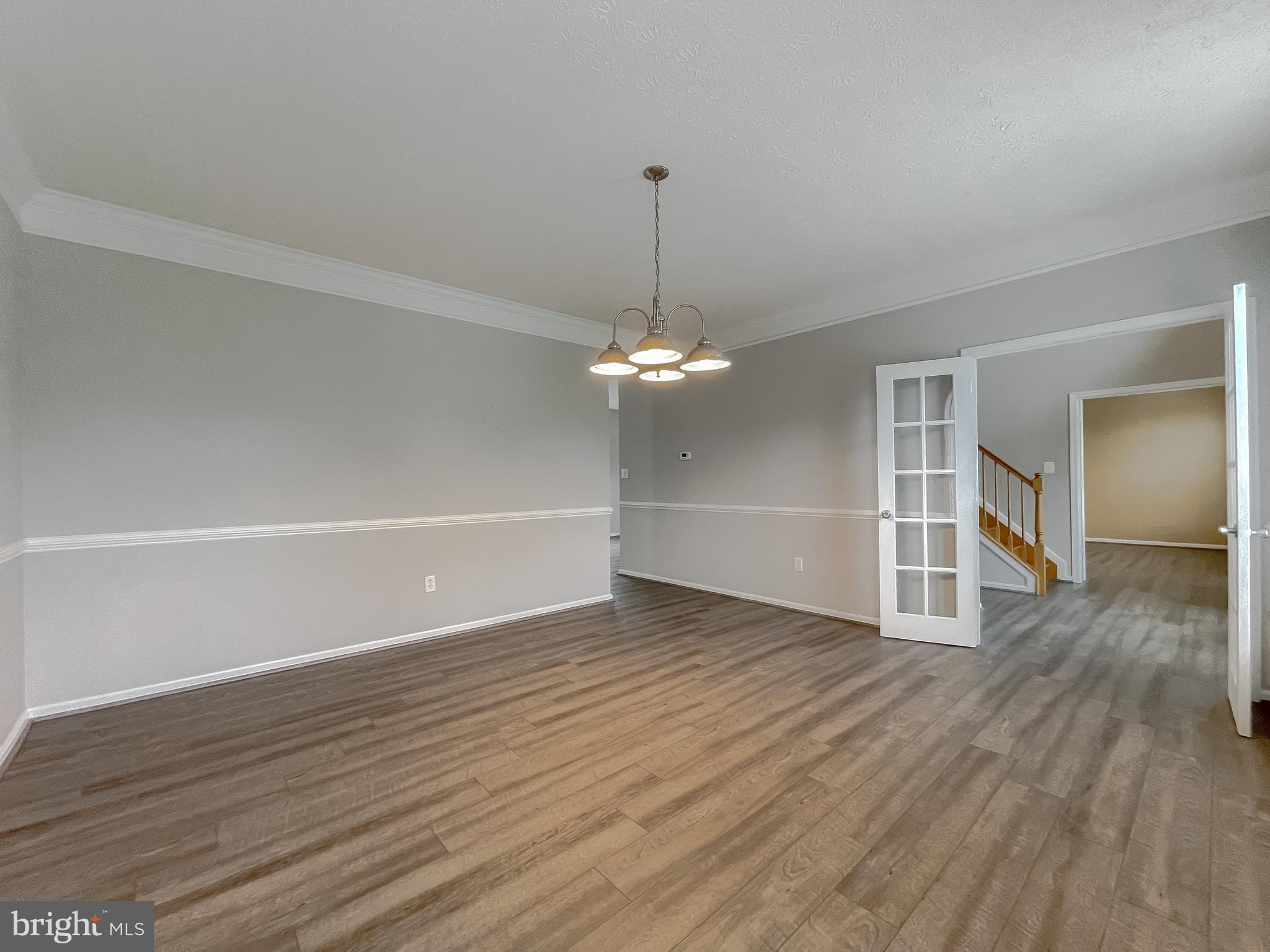 LYNNDALE ESTATES - Residential